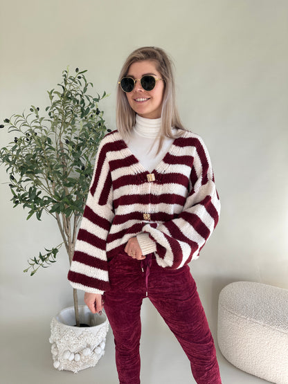 Strickjacke gestreift in Bordeaux/Wollweiß