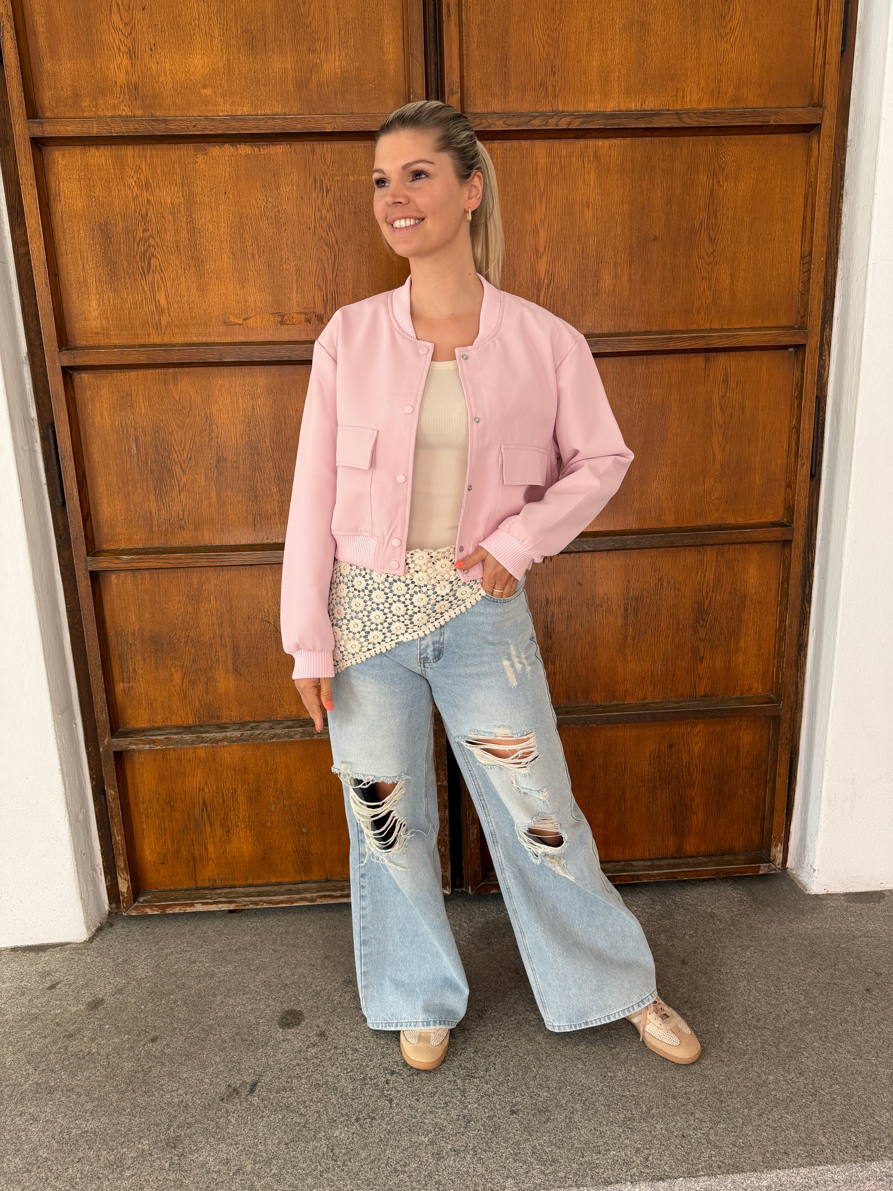 Jacke in Rosa mit großen Taschen vorne