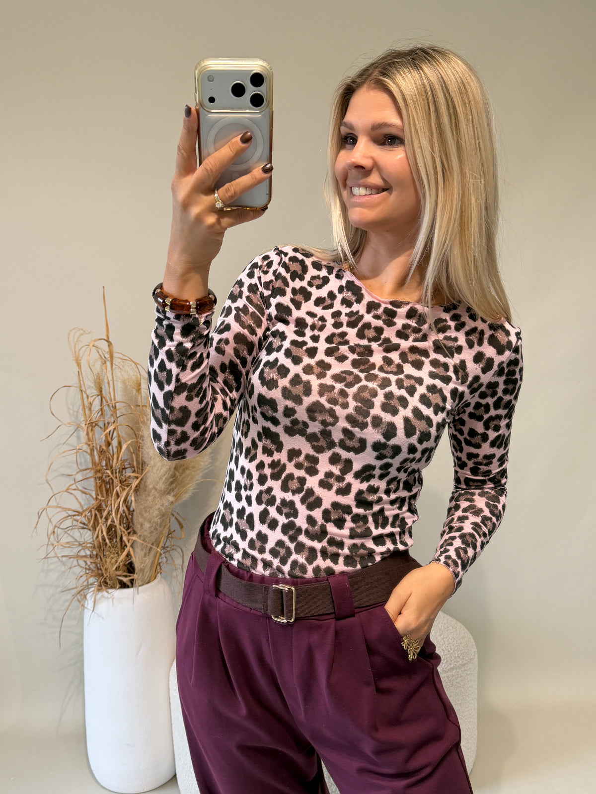 Shirt in Rosa mit Leo