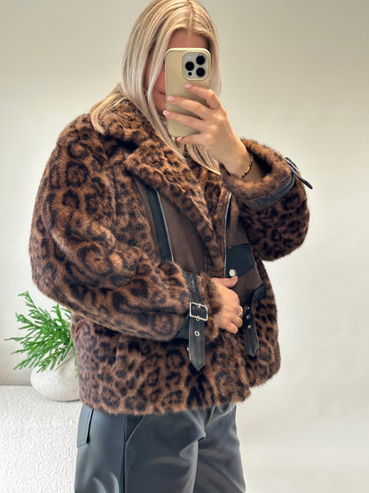 Felljacke in Braun /Schwarz Leo-Muster  mit Kunstledereinsätzen