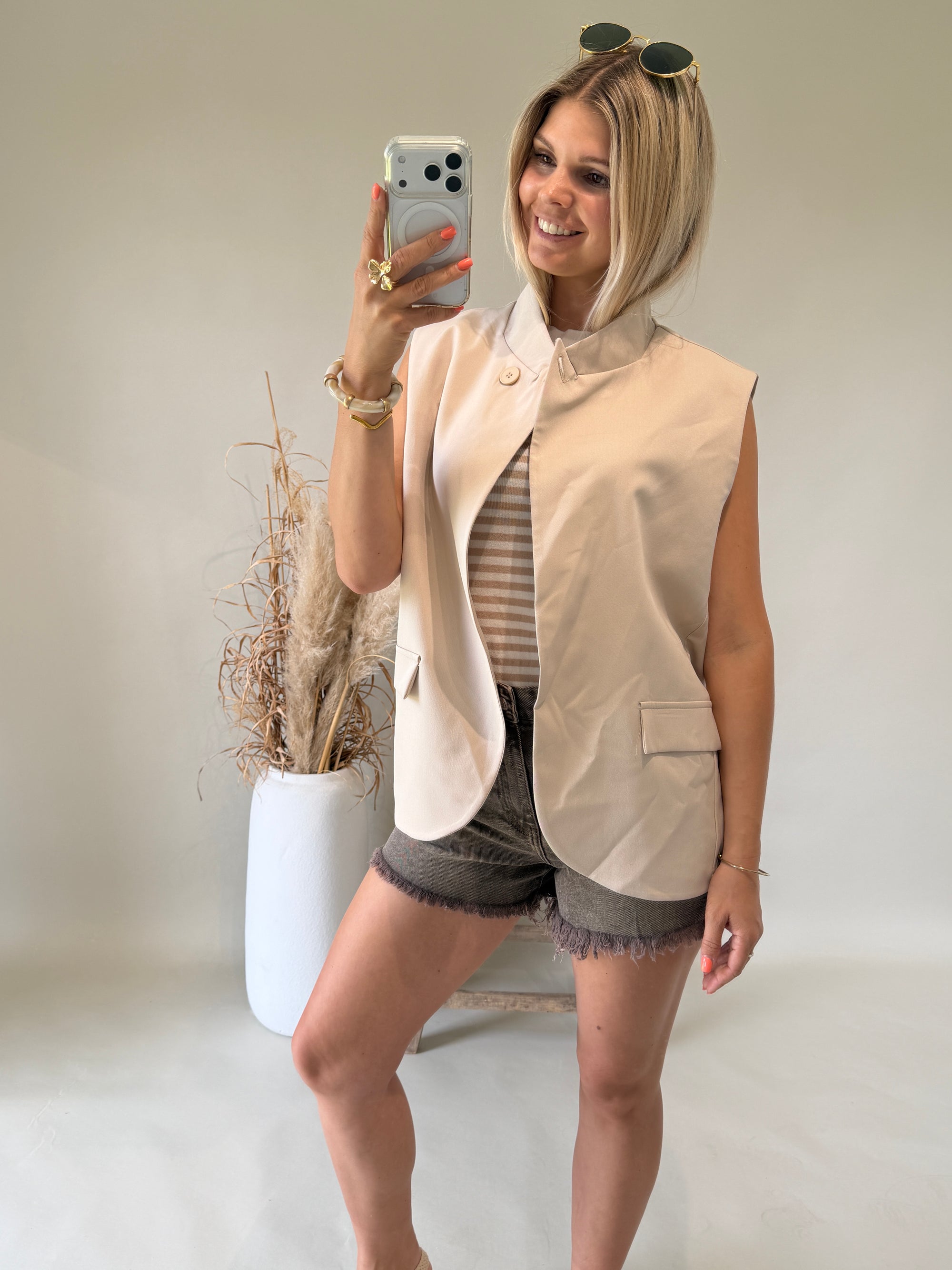 Blazer in Beige ( Ärmellos )