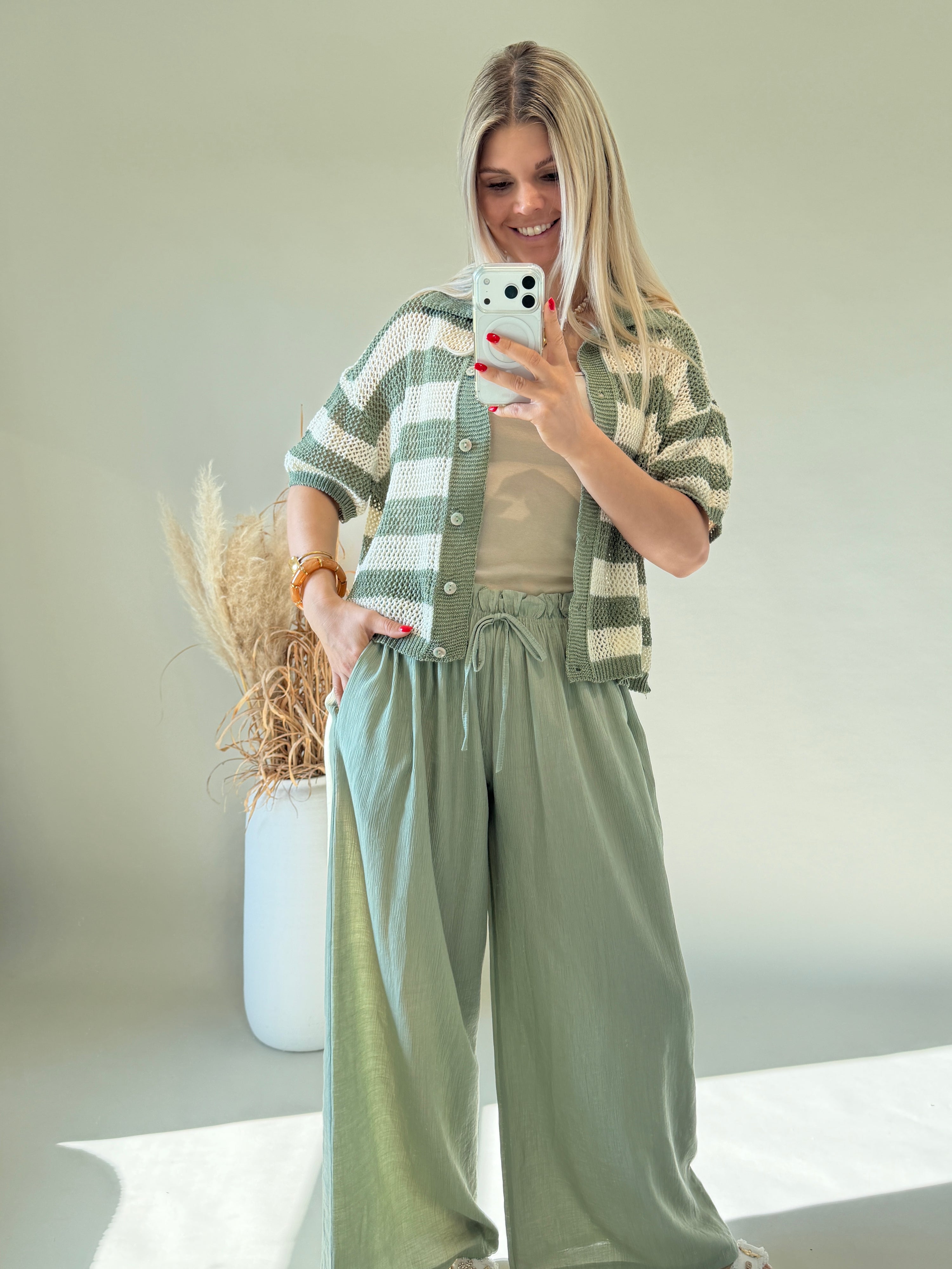 Top in Beige mit breiten Trägern