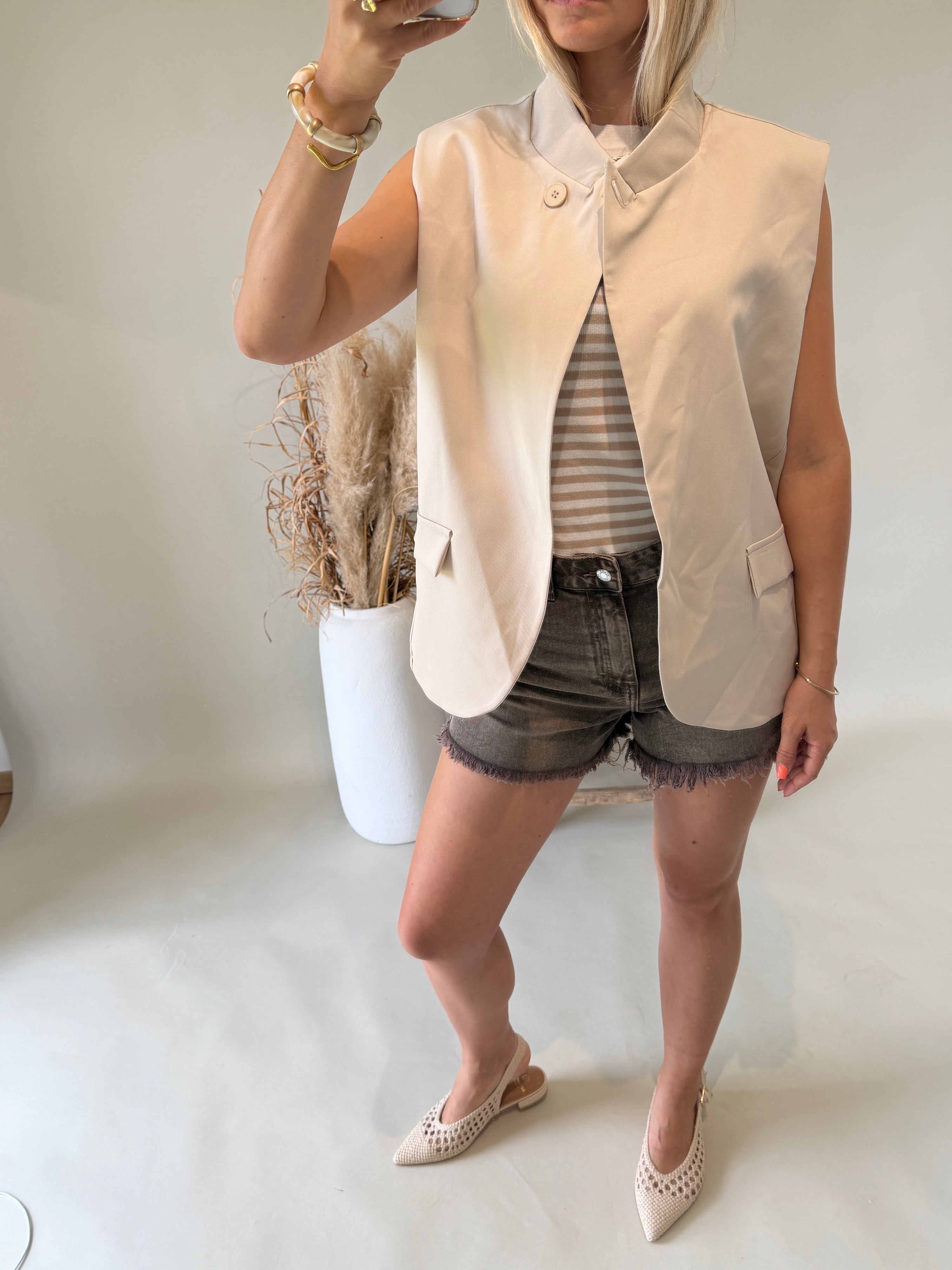 Blazer in Beige ( Ärmellos )