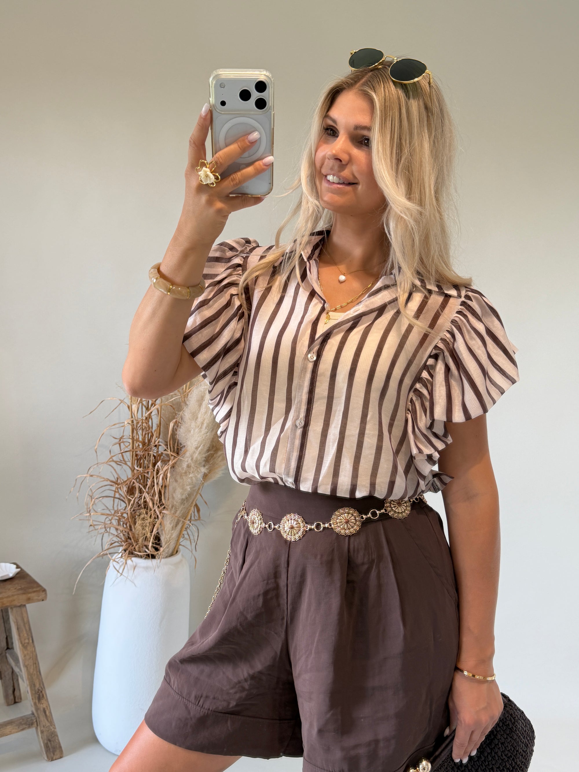 Bluse in Beige mit Schokobraunen Streifen und Puffärmel