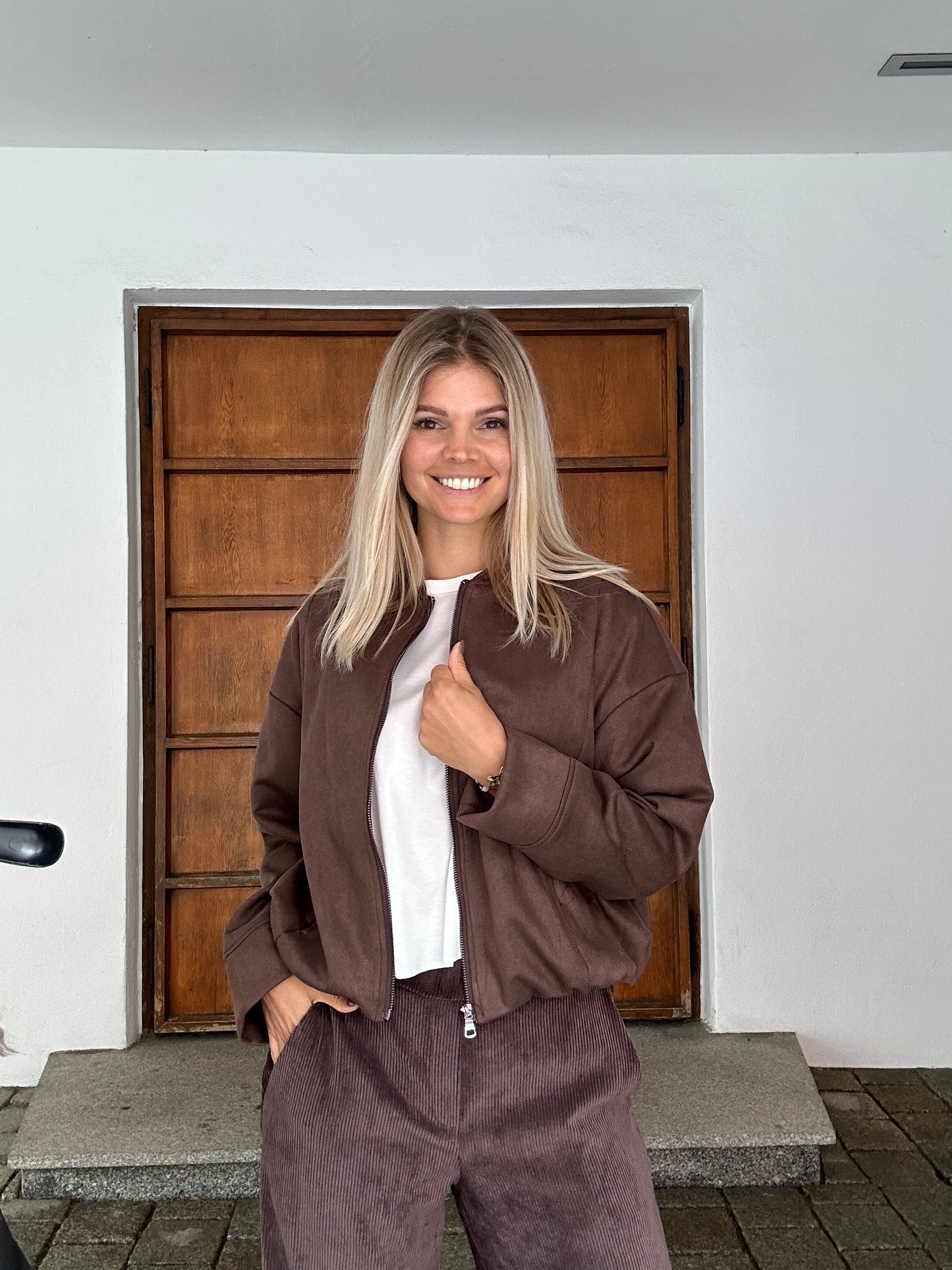 ballonjacke in schokobraun ( velourleder-optik )