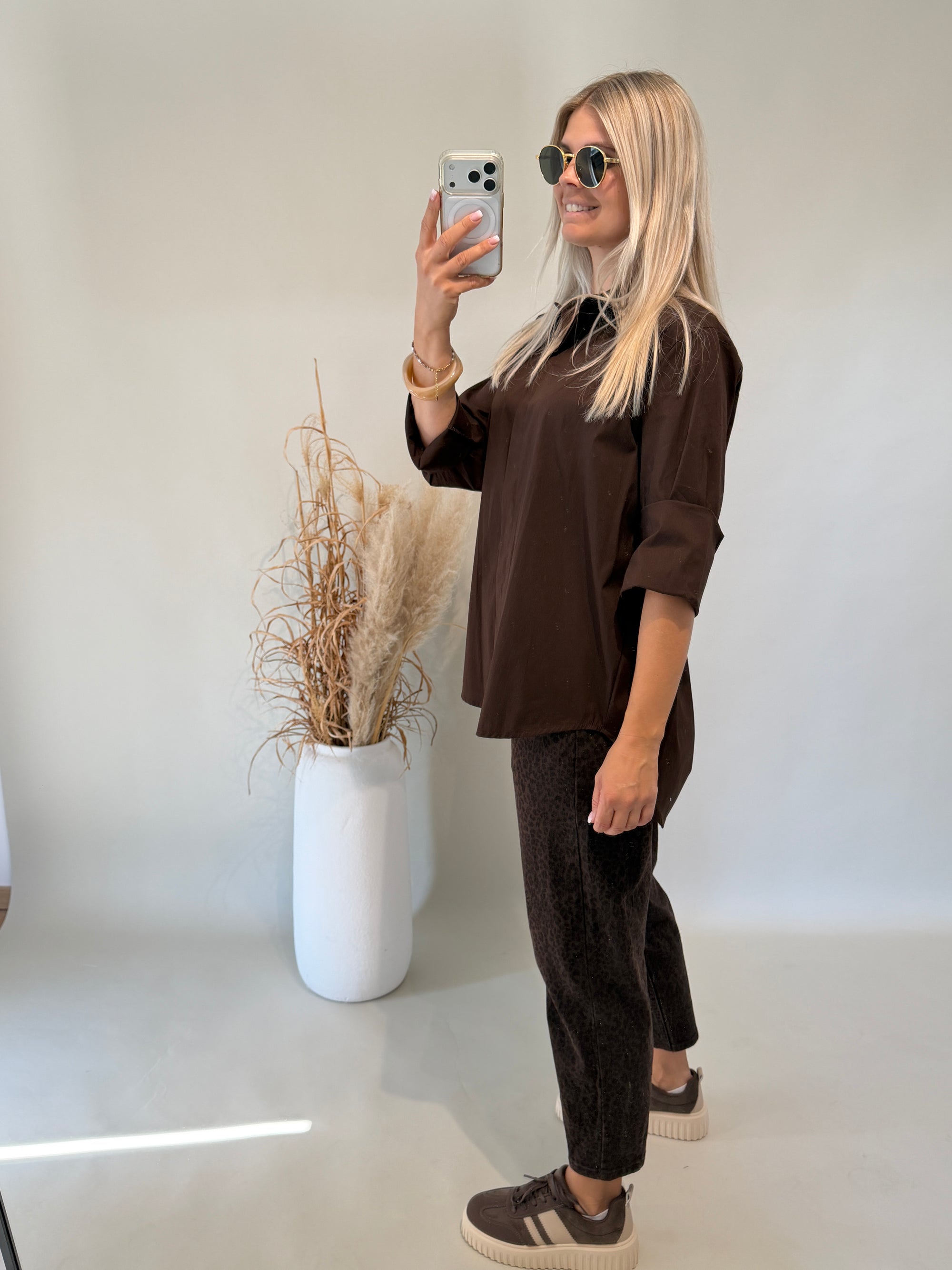 Bluse in Schokobraun verdeckte Knopfleiste