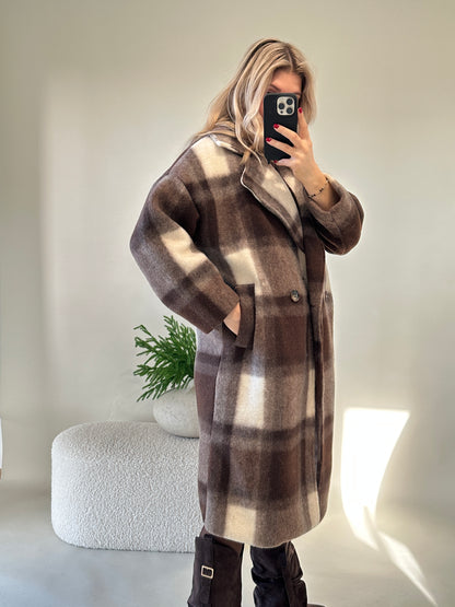 Mantel in Schokobraun/Wollweiß (Karo)