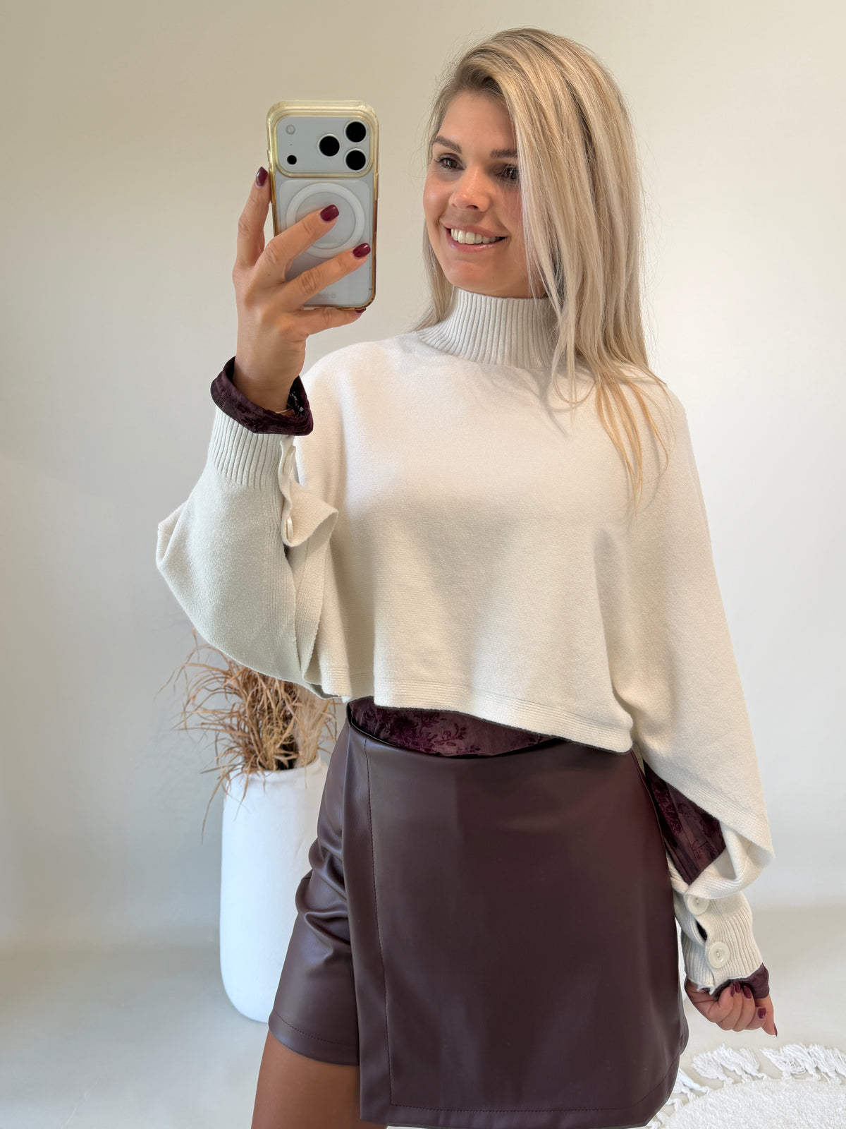 Pullover in Wollweiß  ( Kurz )