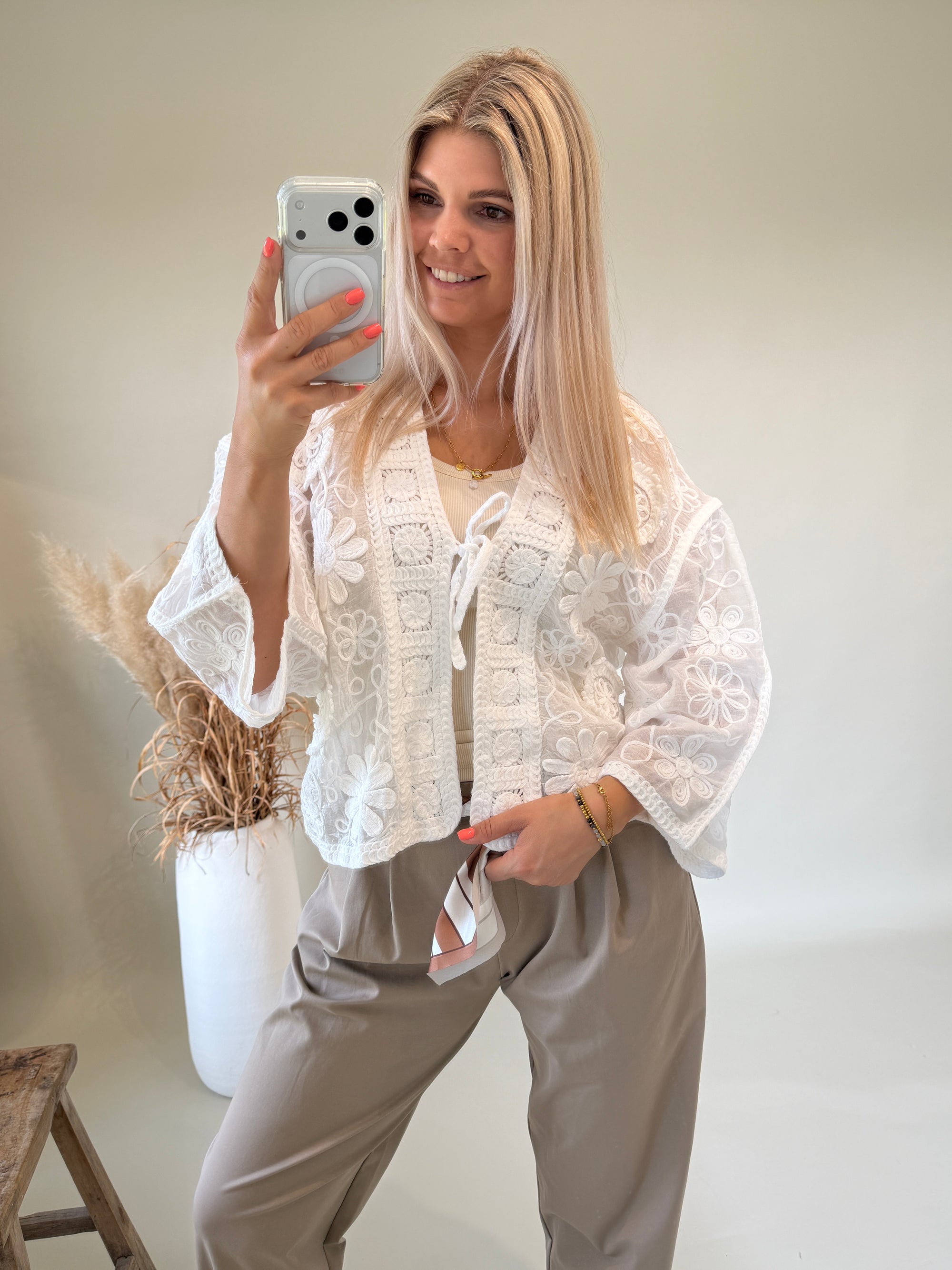 Jacke in Weiß aus Spitze