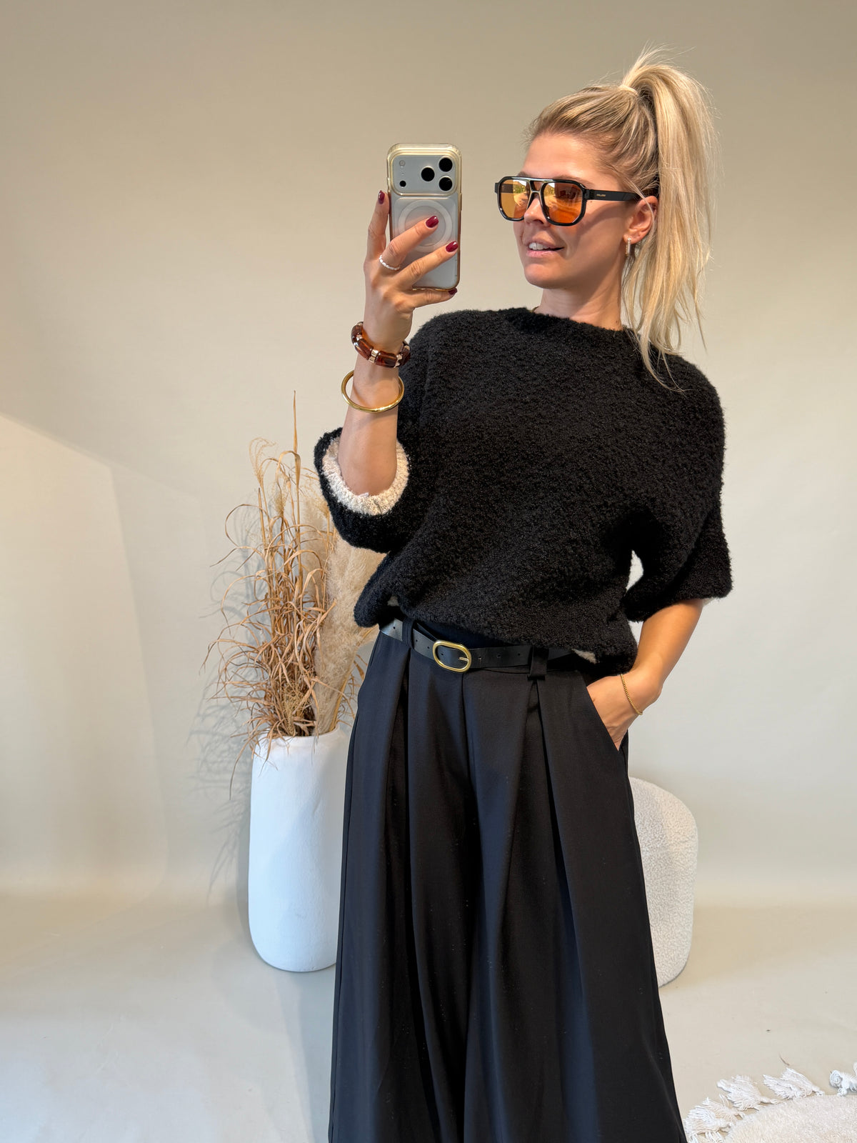 Pullover in Schwarz ( Kurzarm )