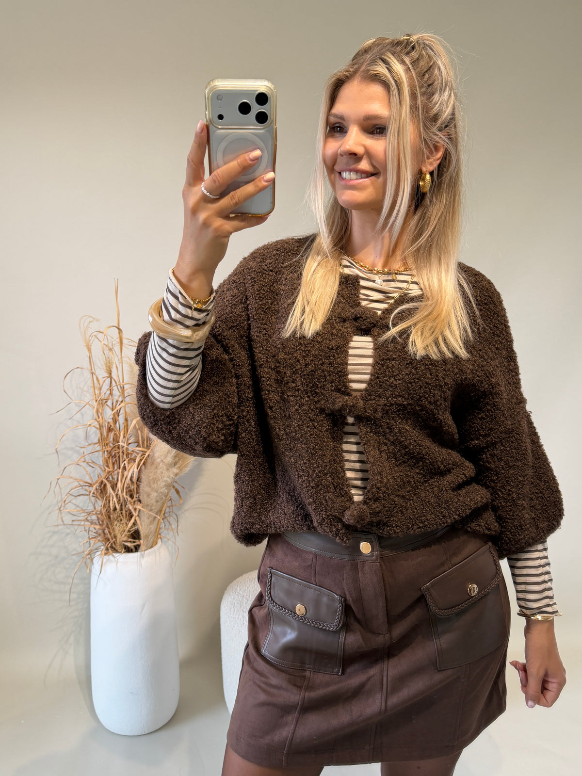 Strickjacke in Schokobraun ( Kurzarm )