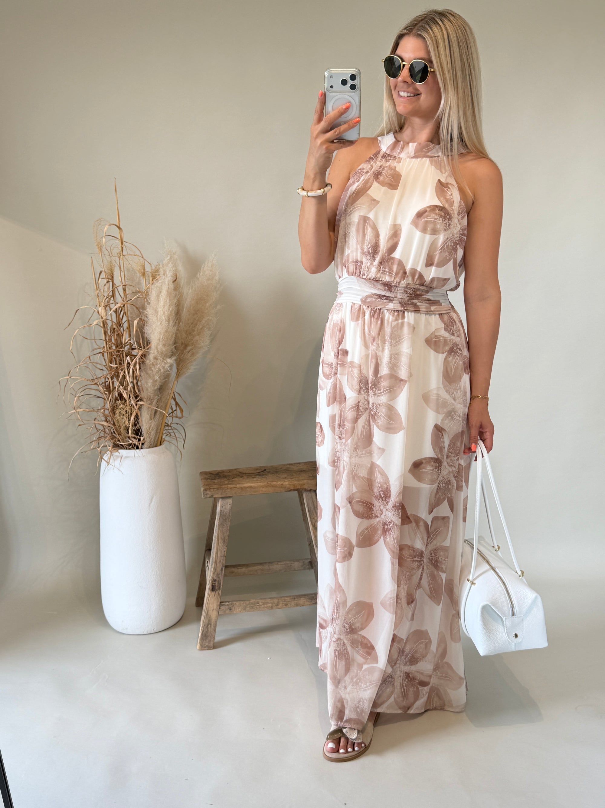 Kleid in Wollweiß / Braun ( Neckholder und mit Schlitz )