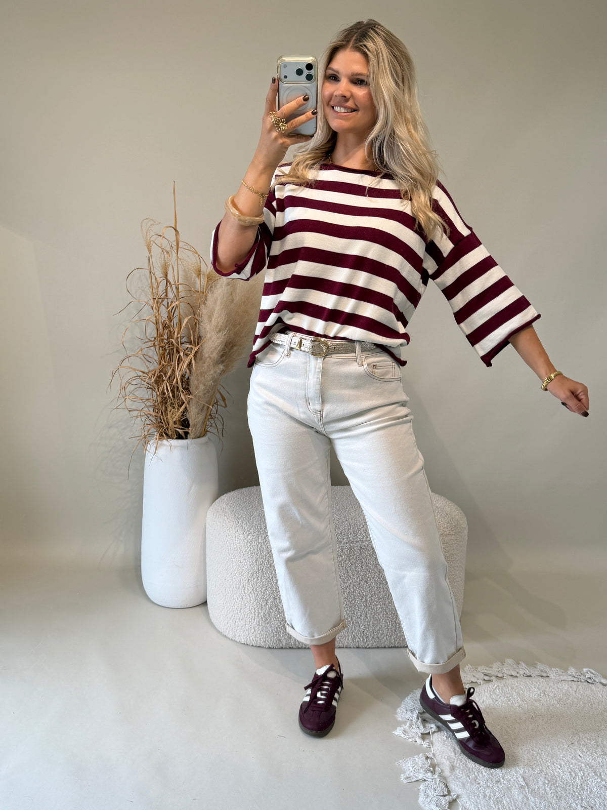 Pullover in Burgundy / Wollweiß gestreift