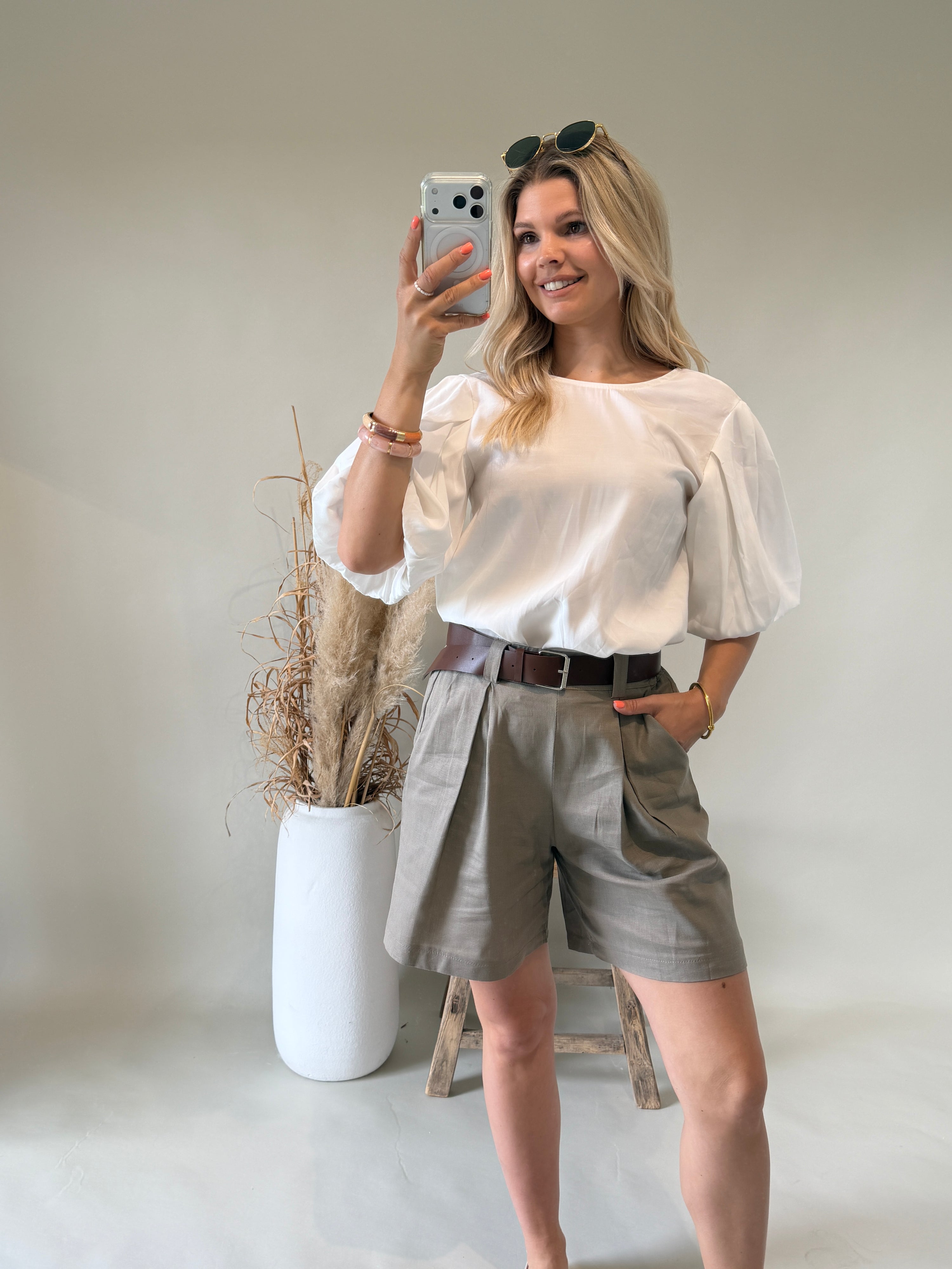 Bluse in Weiß mit Puffärmel