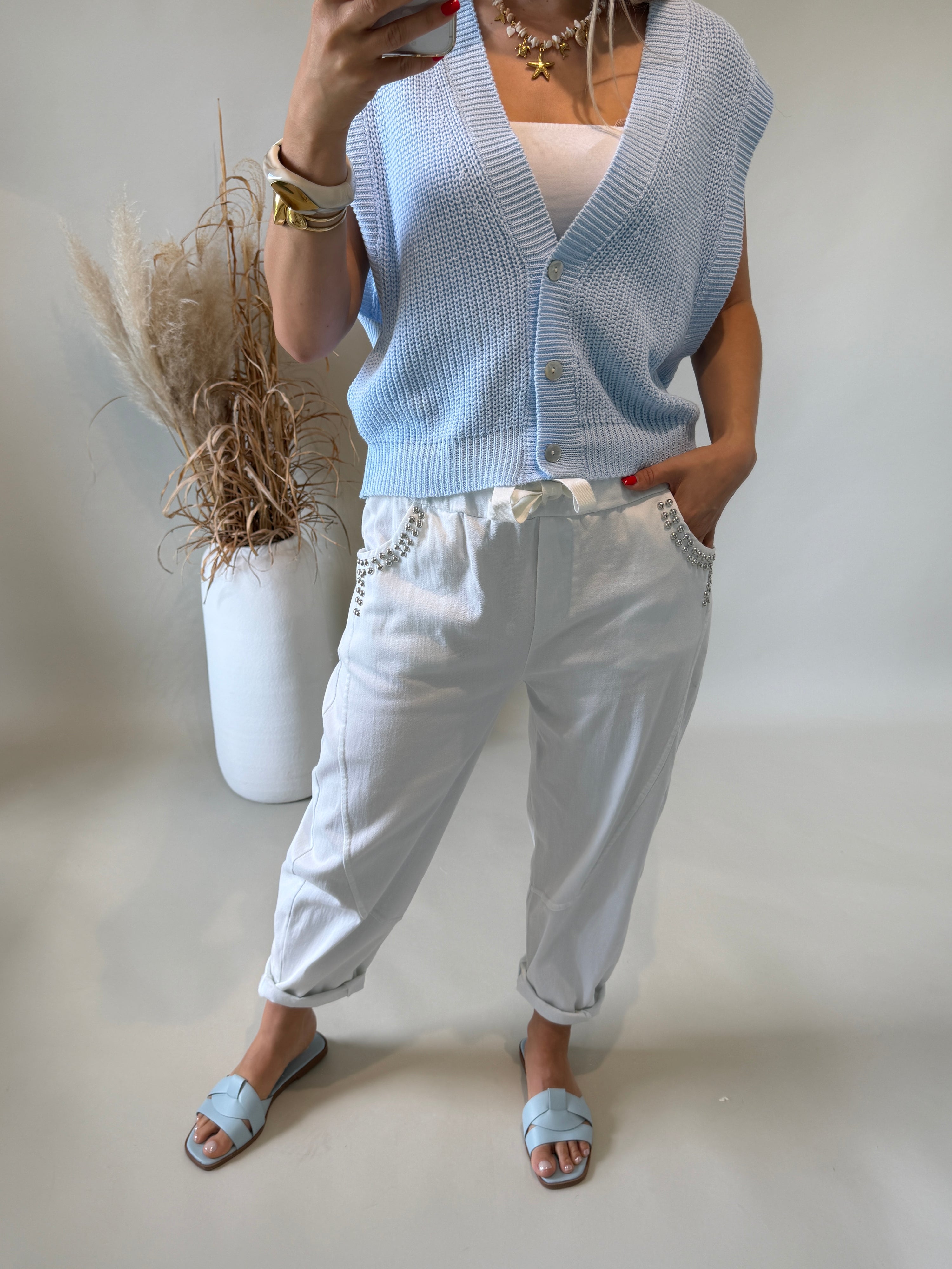 Hose in Weiß ( Ballon ) mit Nieten