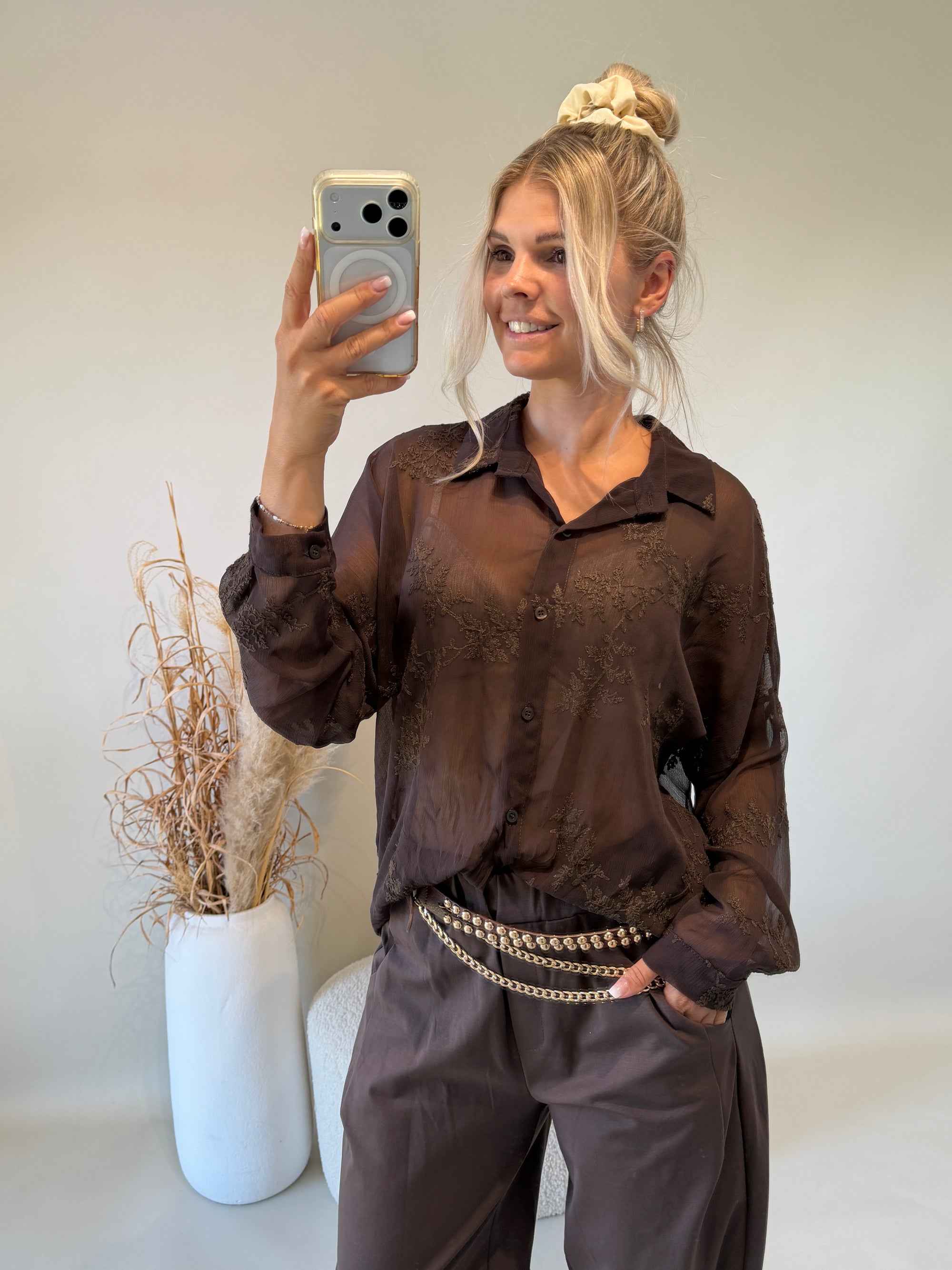 Bluse in Schokobraun mit Muster ( Transparent )