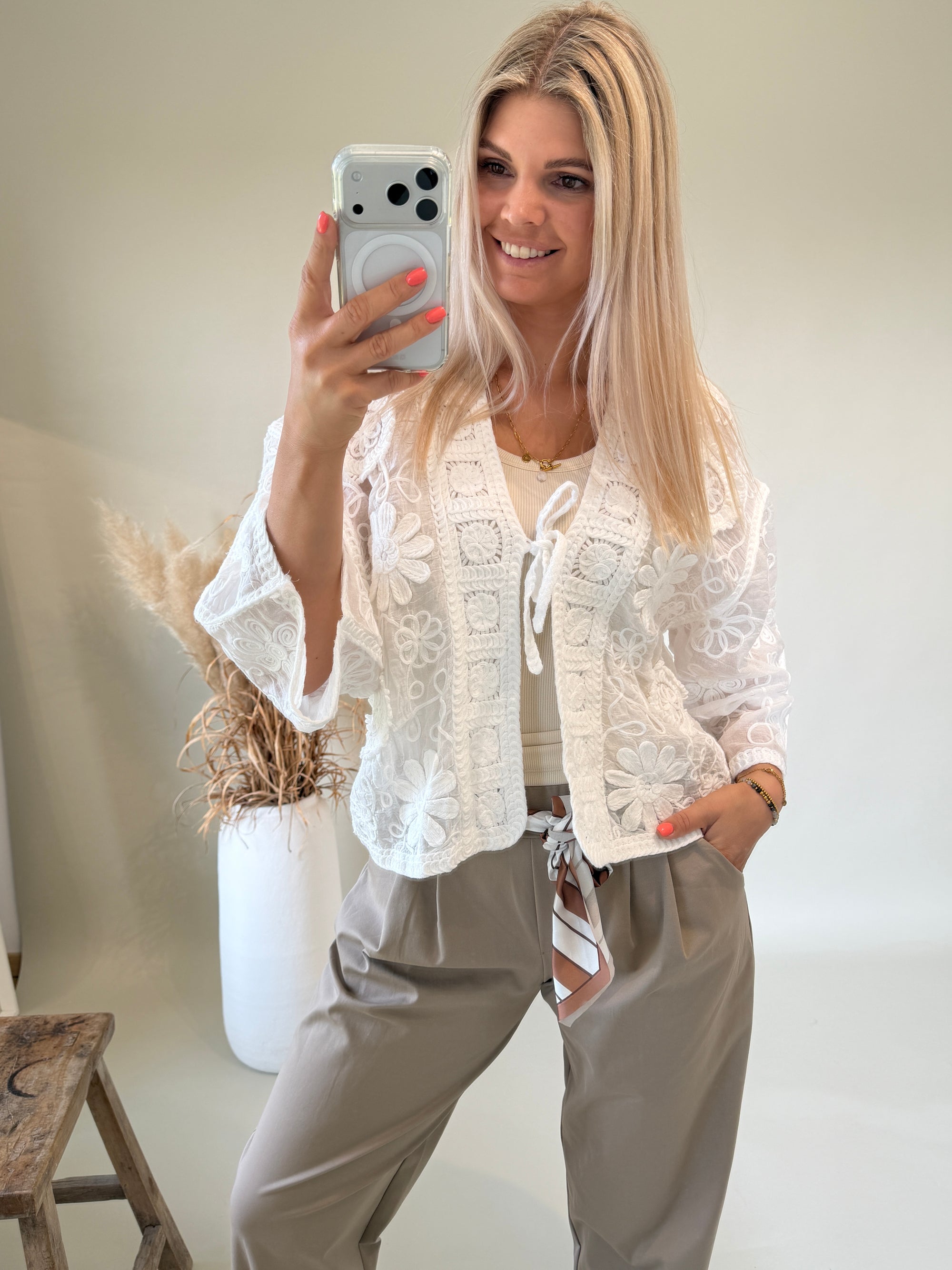 Jacke in Weiß aus Spitze