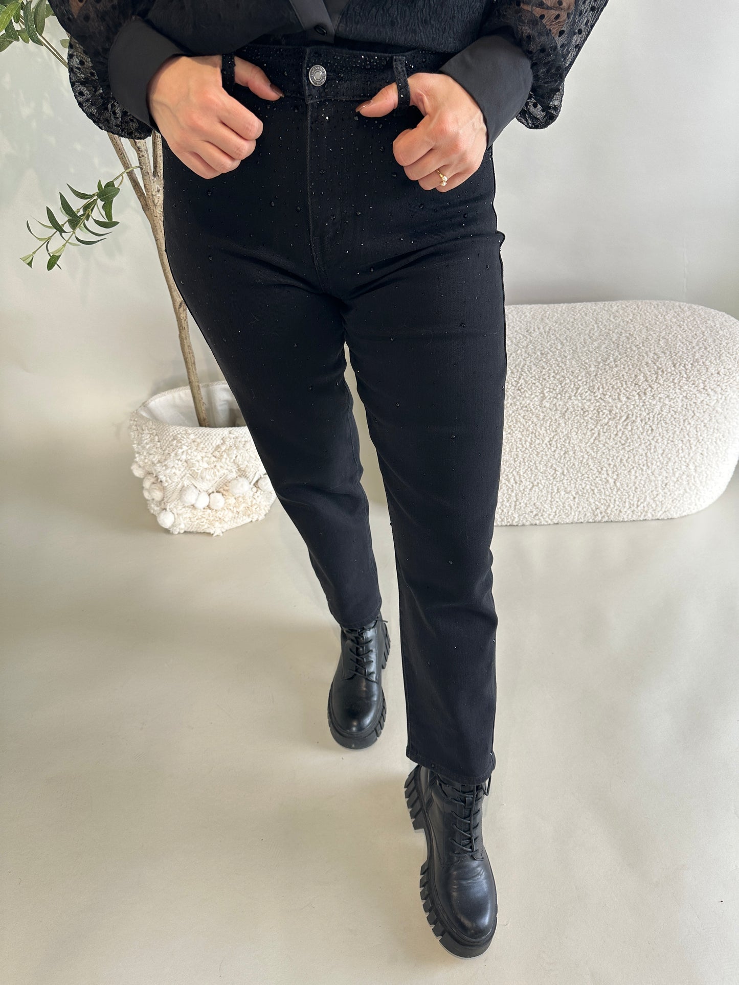 jeans in schwarz mit glitzer