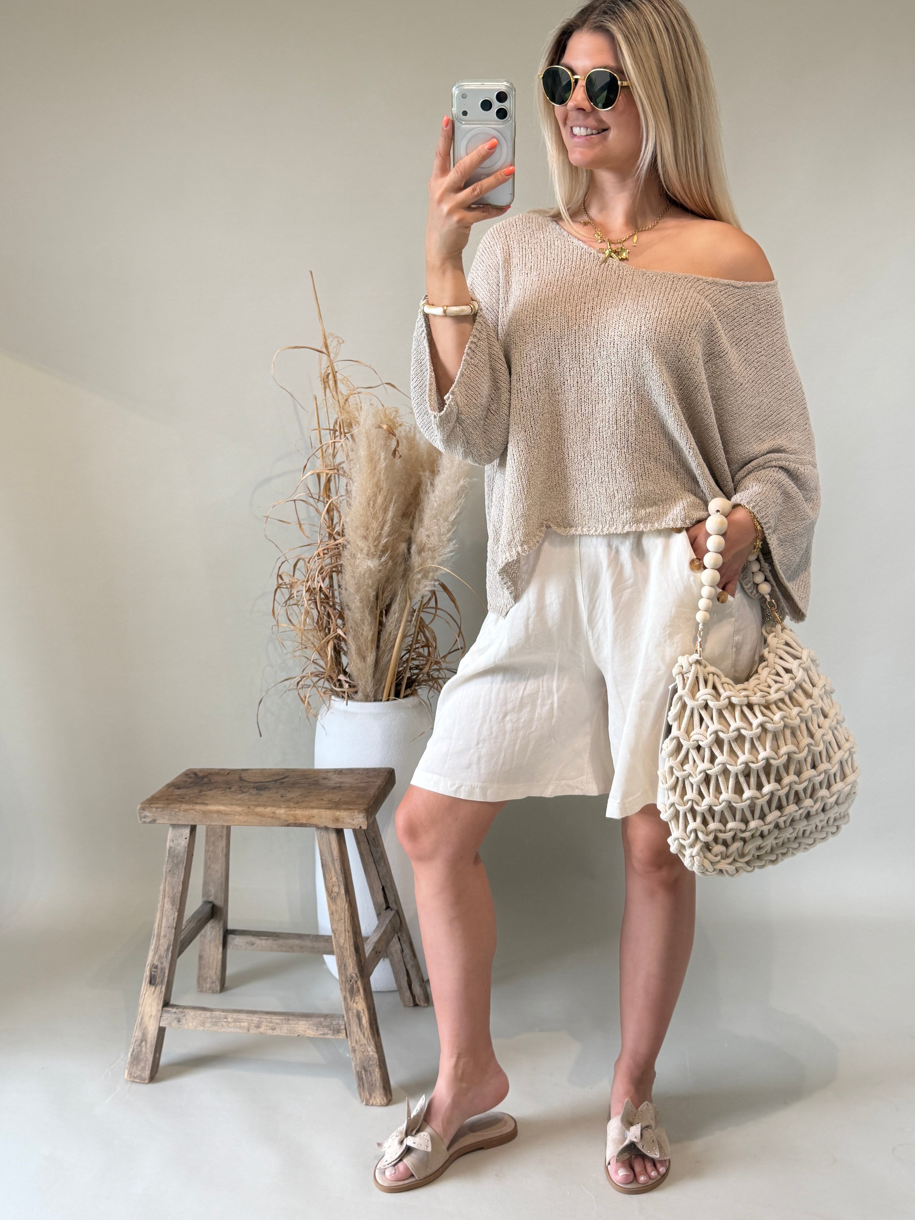 Pullover in Taupe ( V - Ausschnitt ) kurzarm