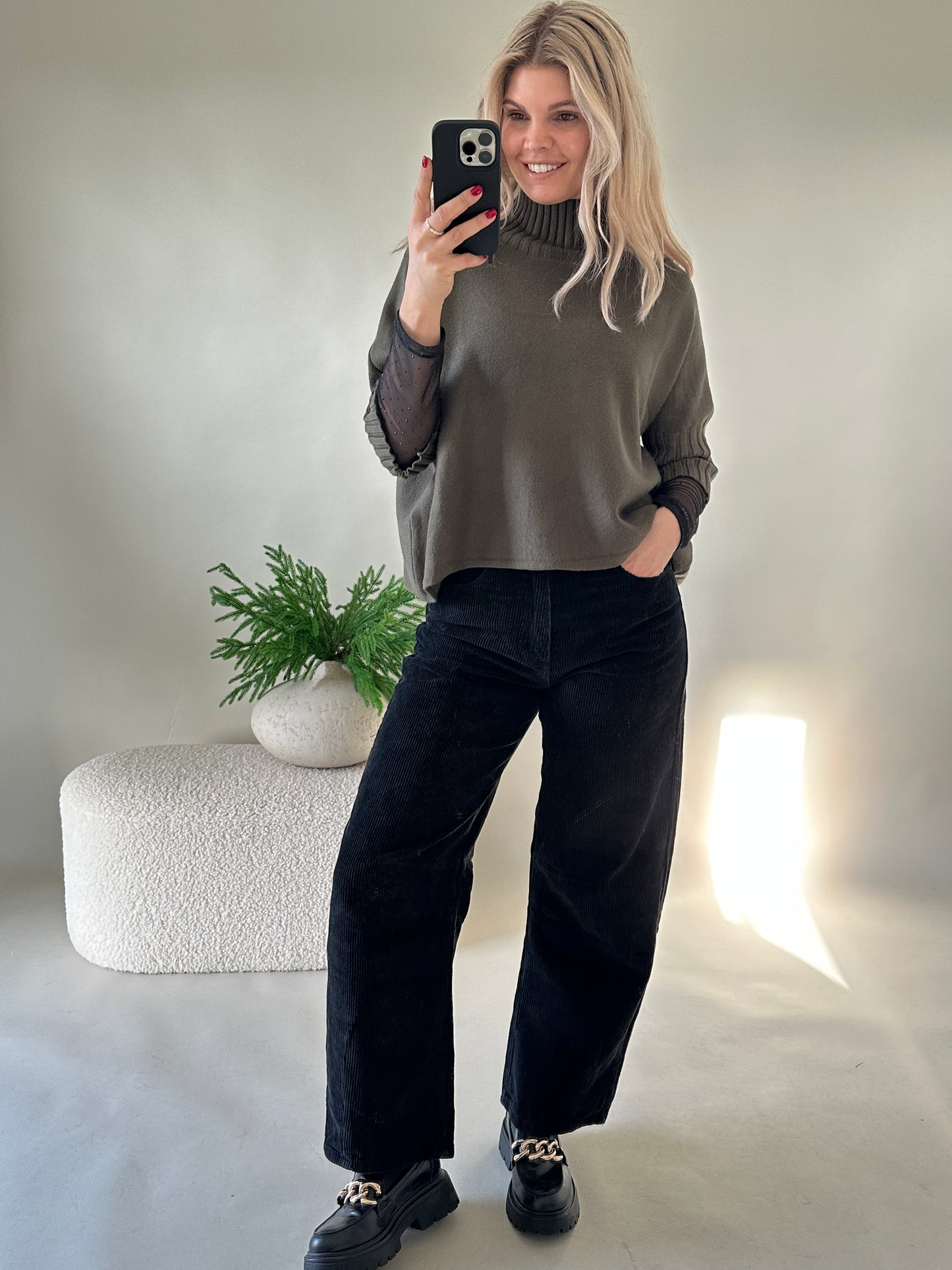 pullover in olivgrün (kurzarm)