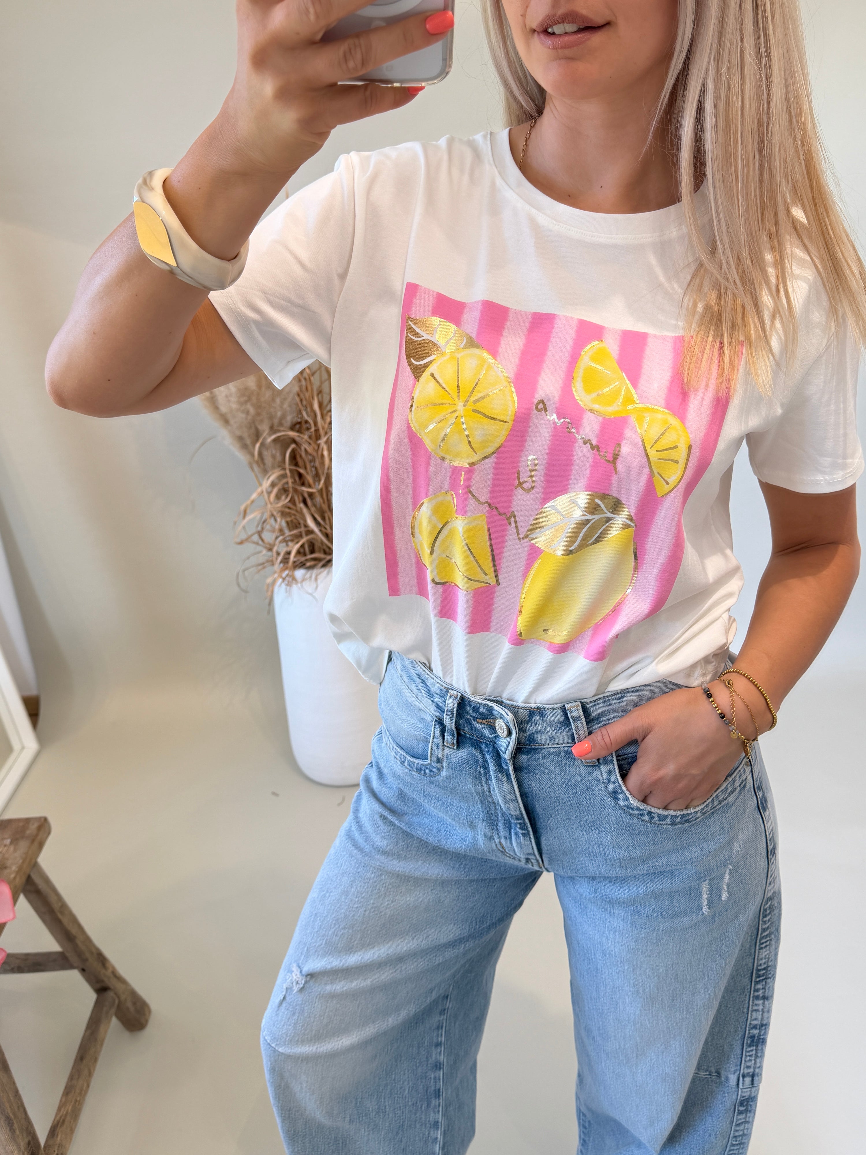 T - Shirt in Weiß / Rosa mit Zitronen