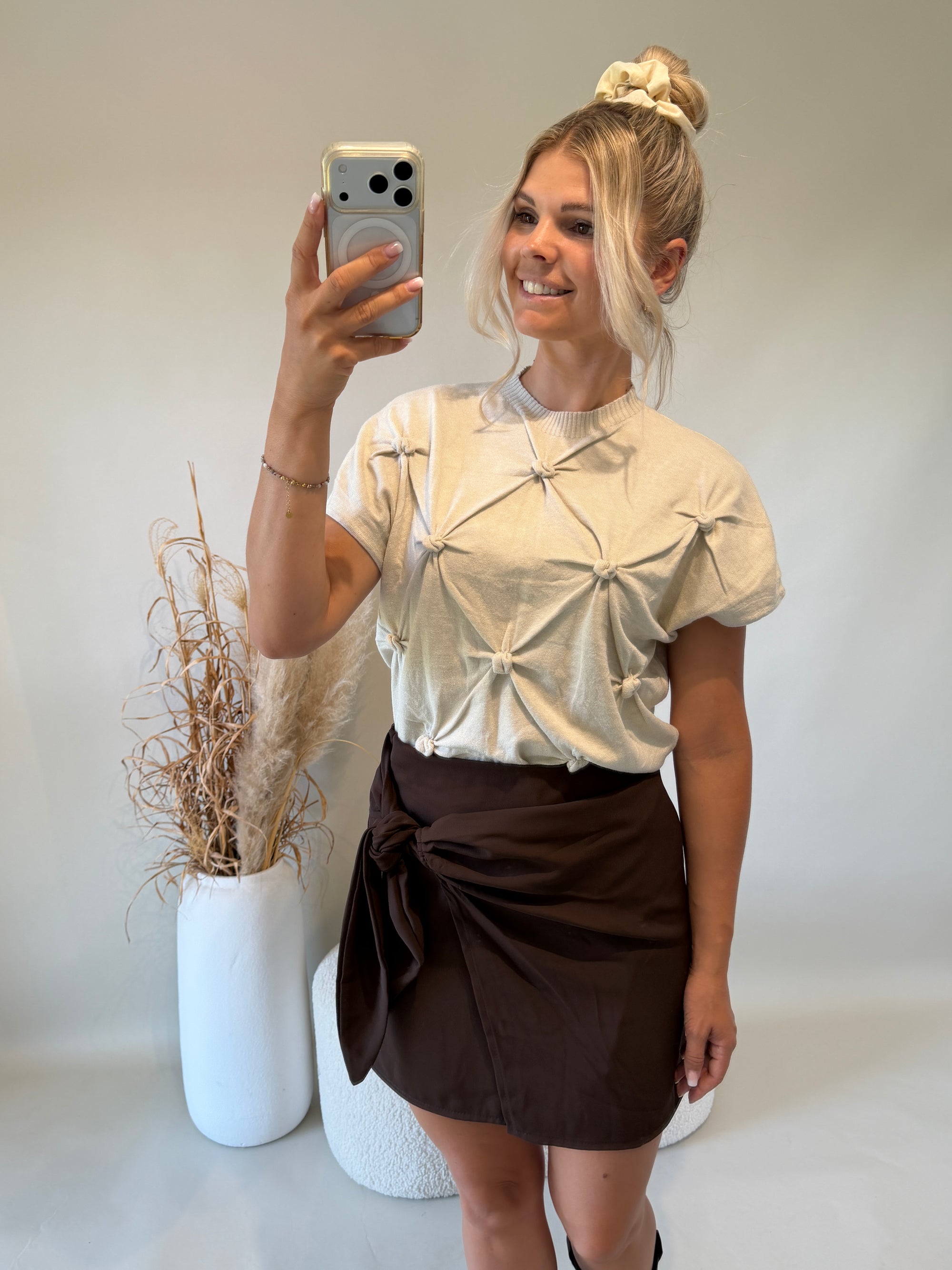 Pullover in Beige ( Kurzarm ) vorne mit Muster