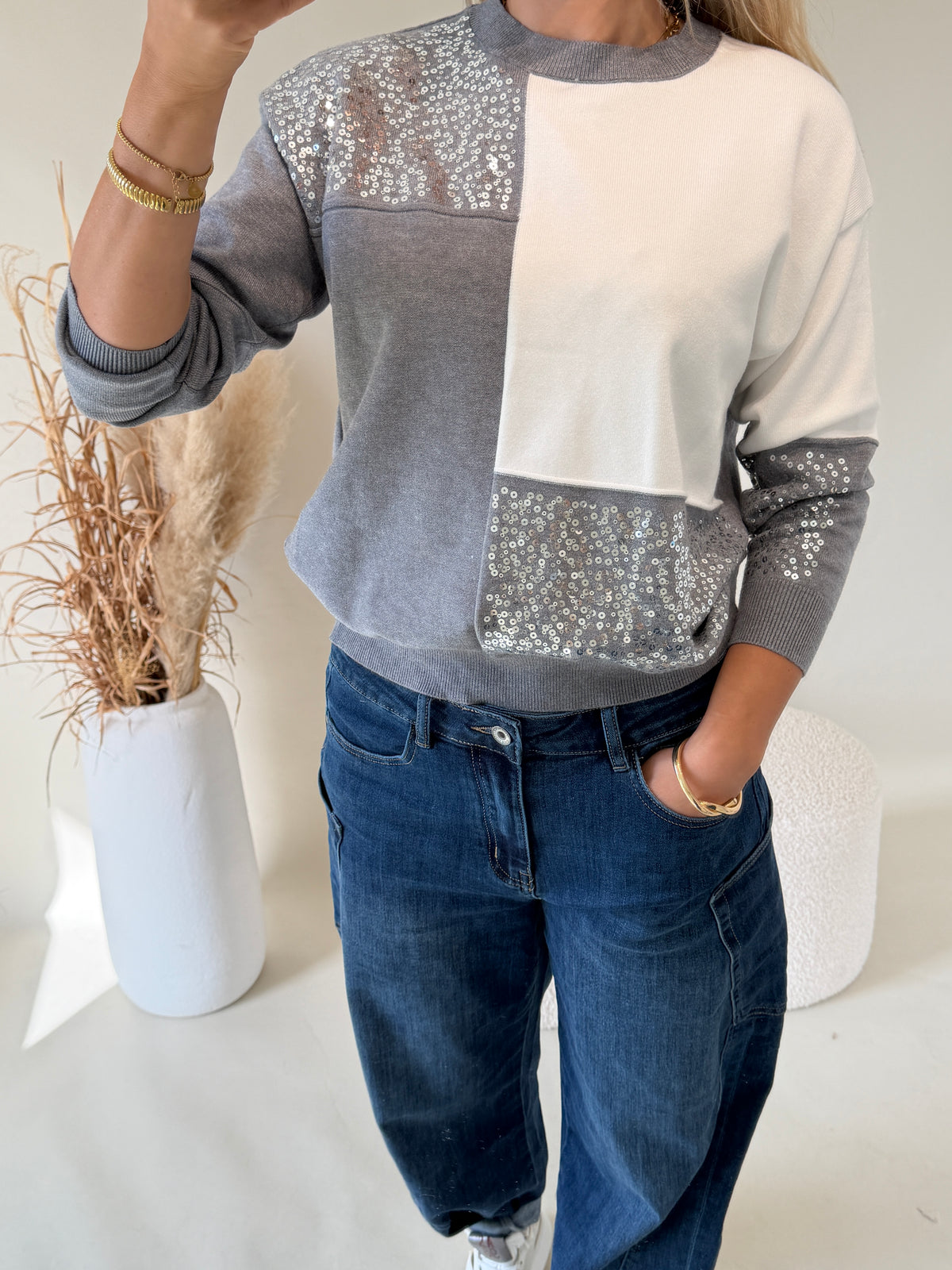 Pullover in Hellgrau / Wollweiß mit Glitzer