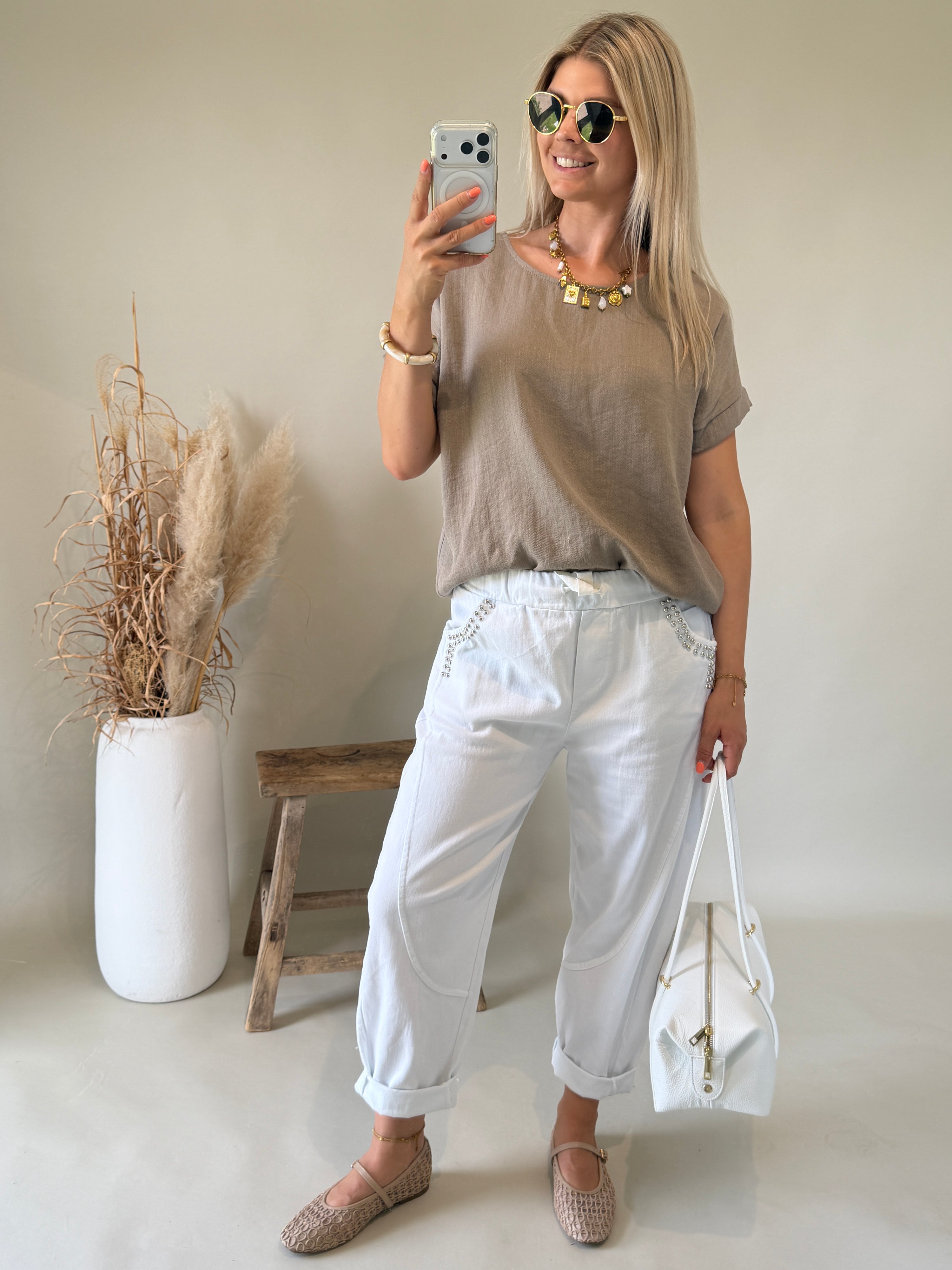 Bluse in Taupe ( Mit Schleife hinten am Rücken )