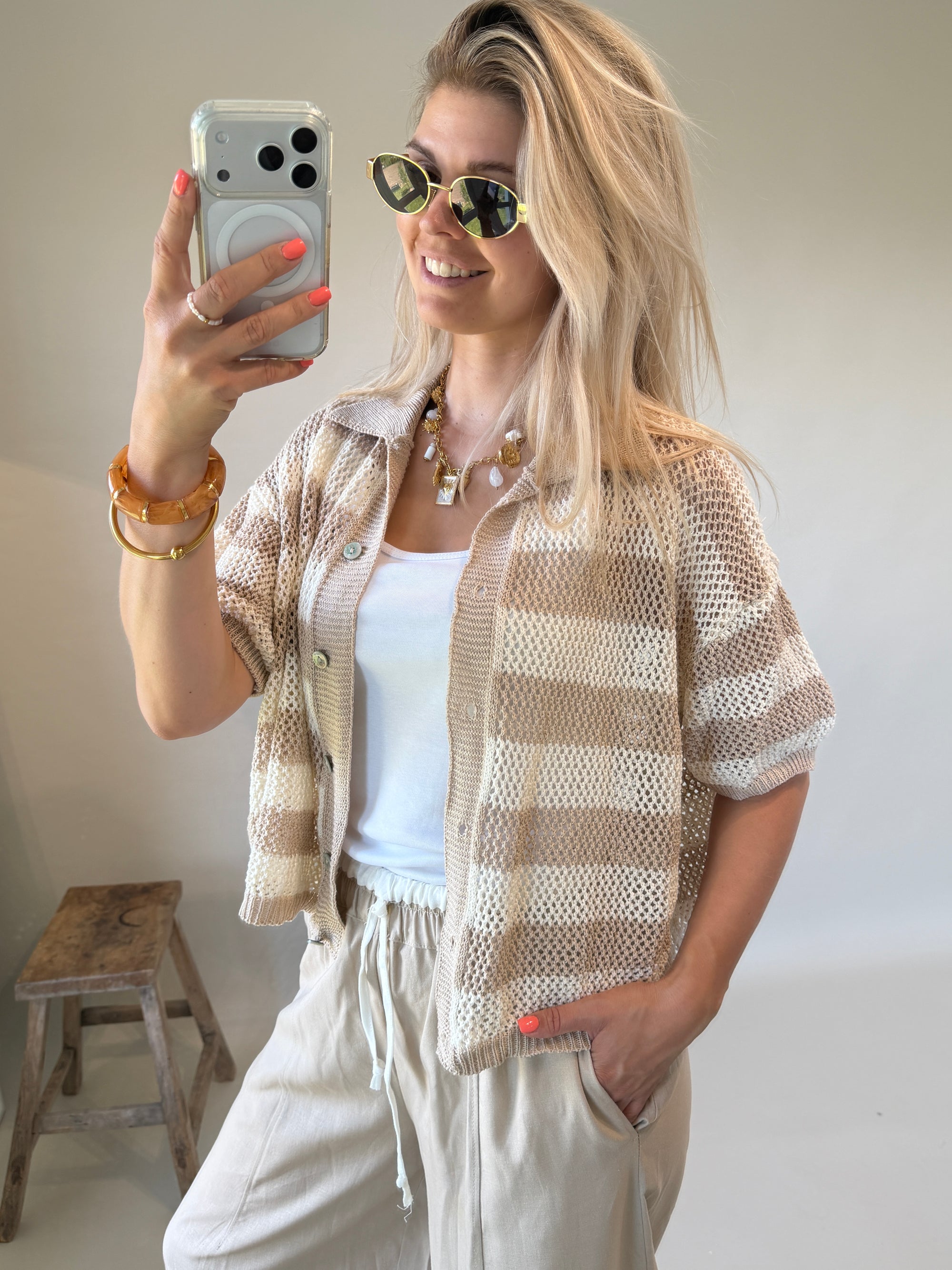 Strickjacke in Beige und Wollweiß gestreift