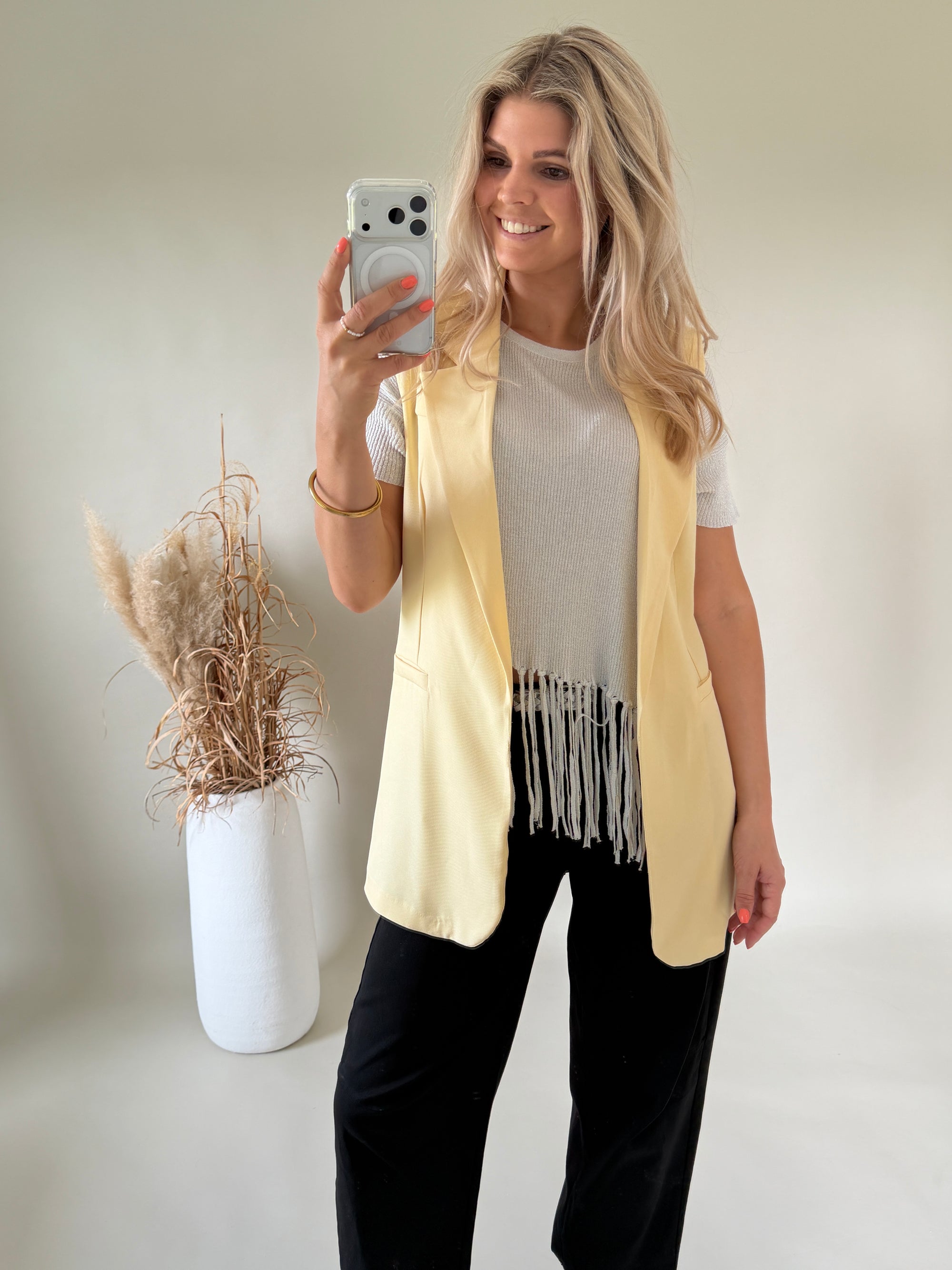 Blazer in Vanillengelb ärmellose