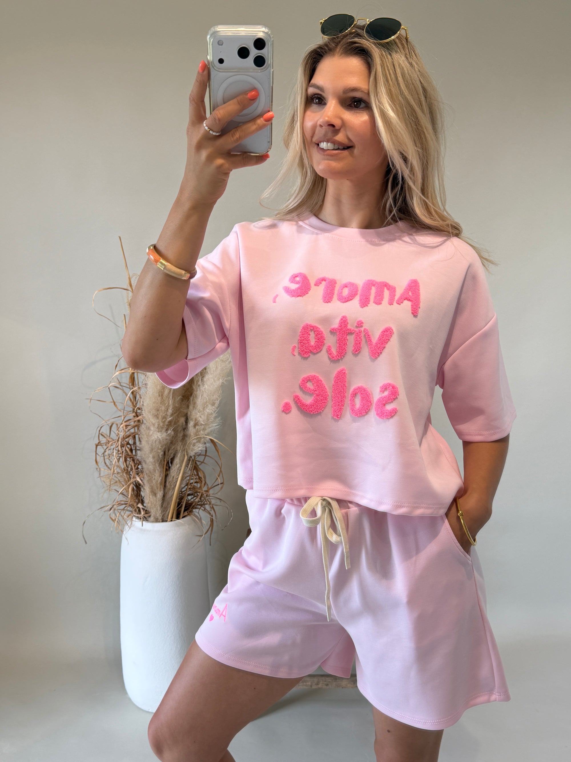 T - Shirt in Rosa mit Pinker Aufschrift