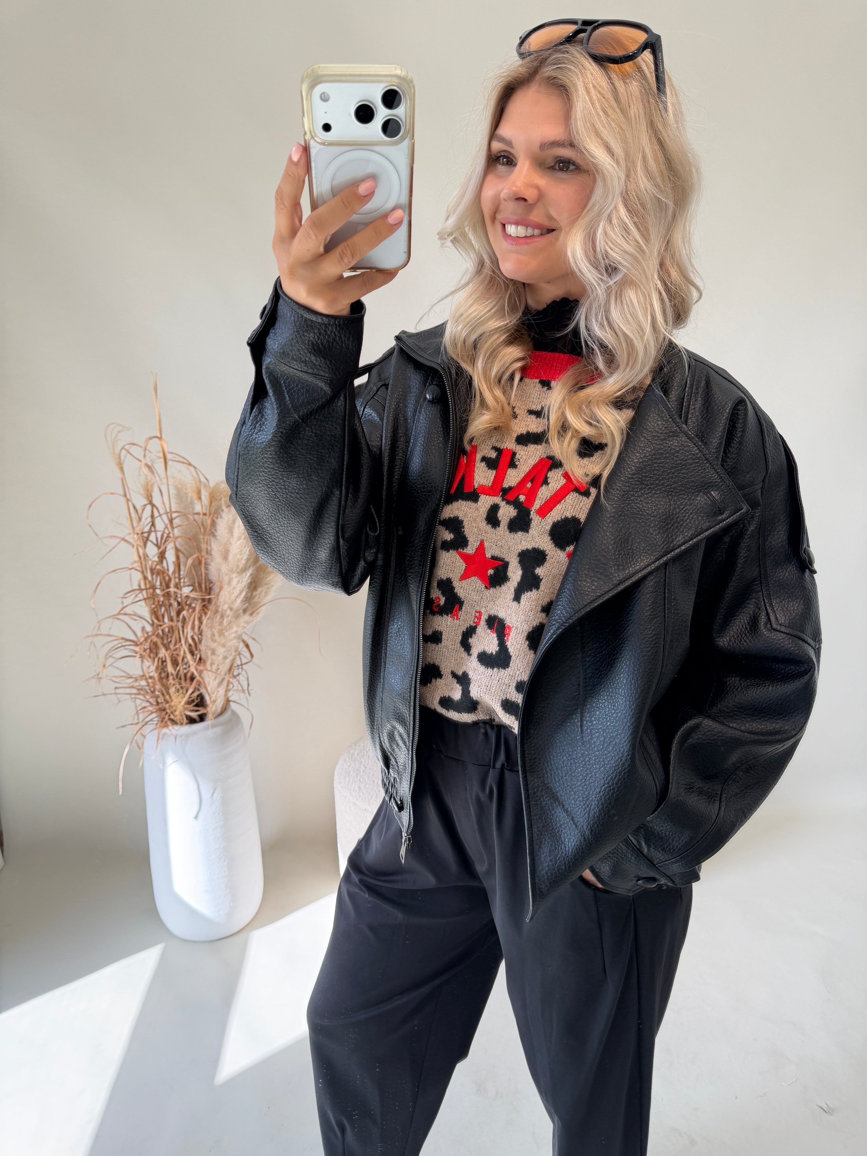 Jacke in Schwarz ( Lederoptik )