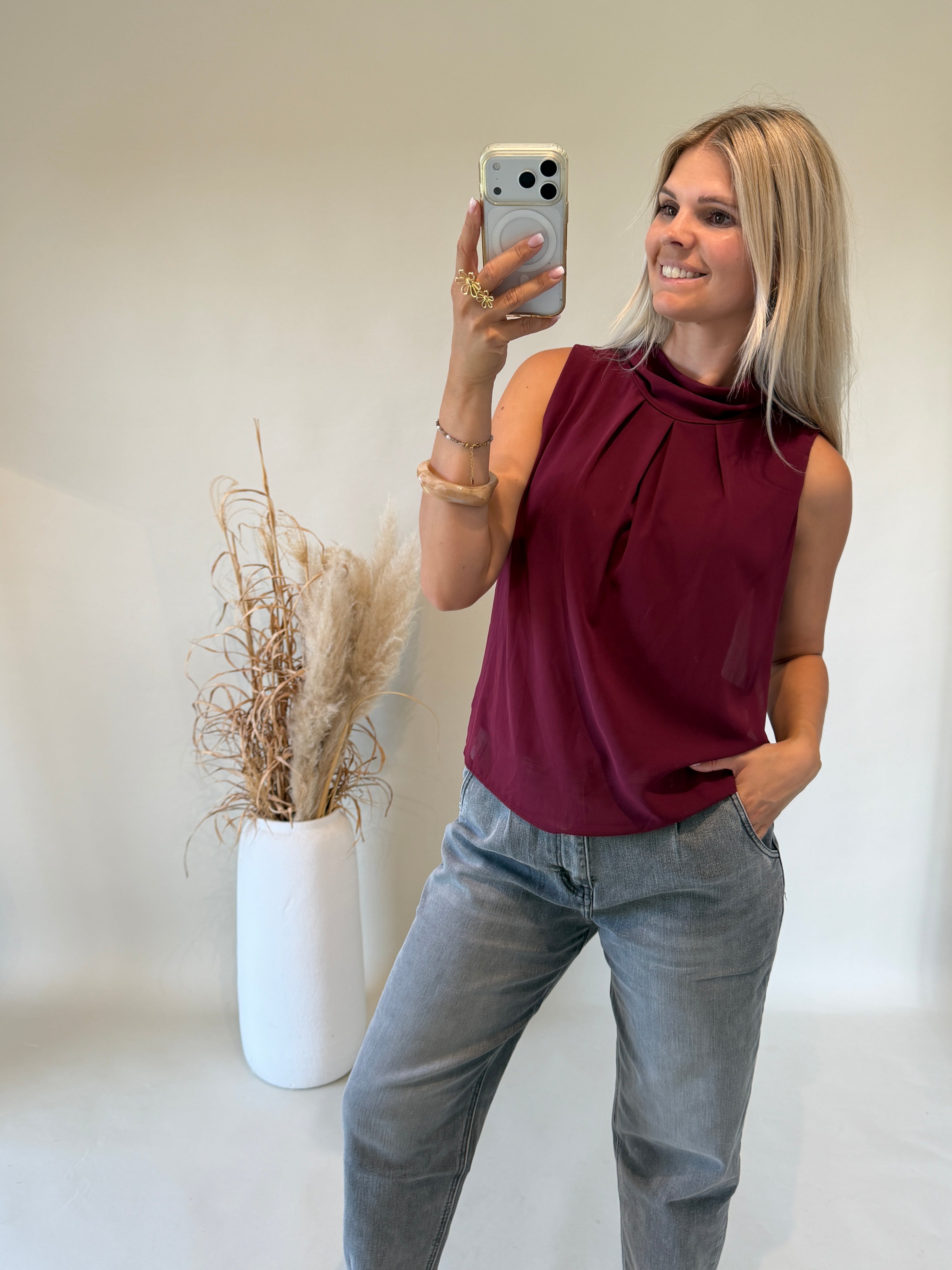 Bluse in Bordeaux