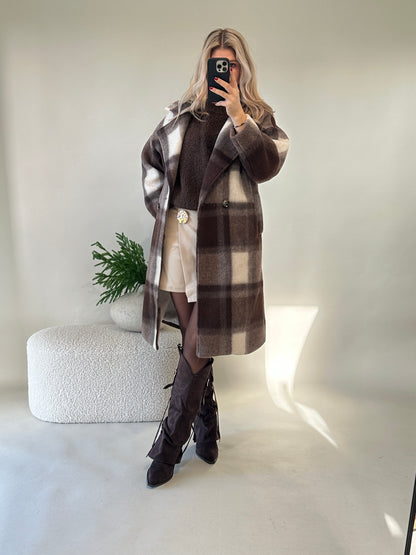 Mantel in Schokobraun/Wollweiß (Karo)