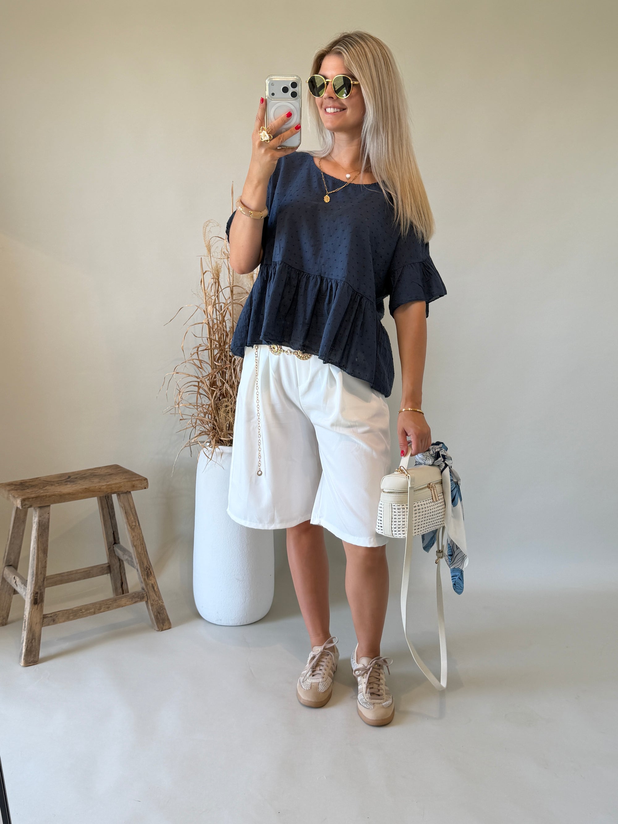 Bluse in Dunkelblau mit Pünktchen - Muster