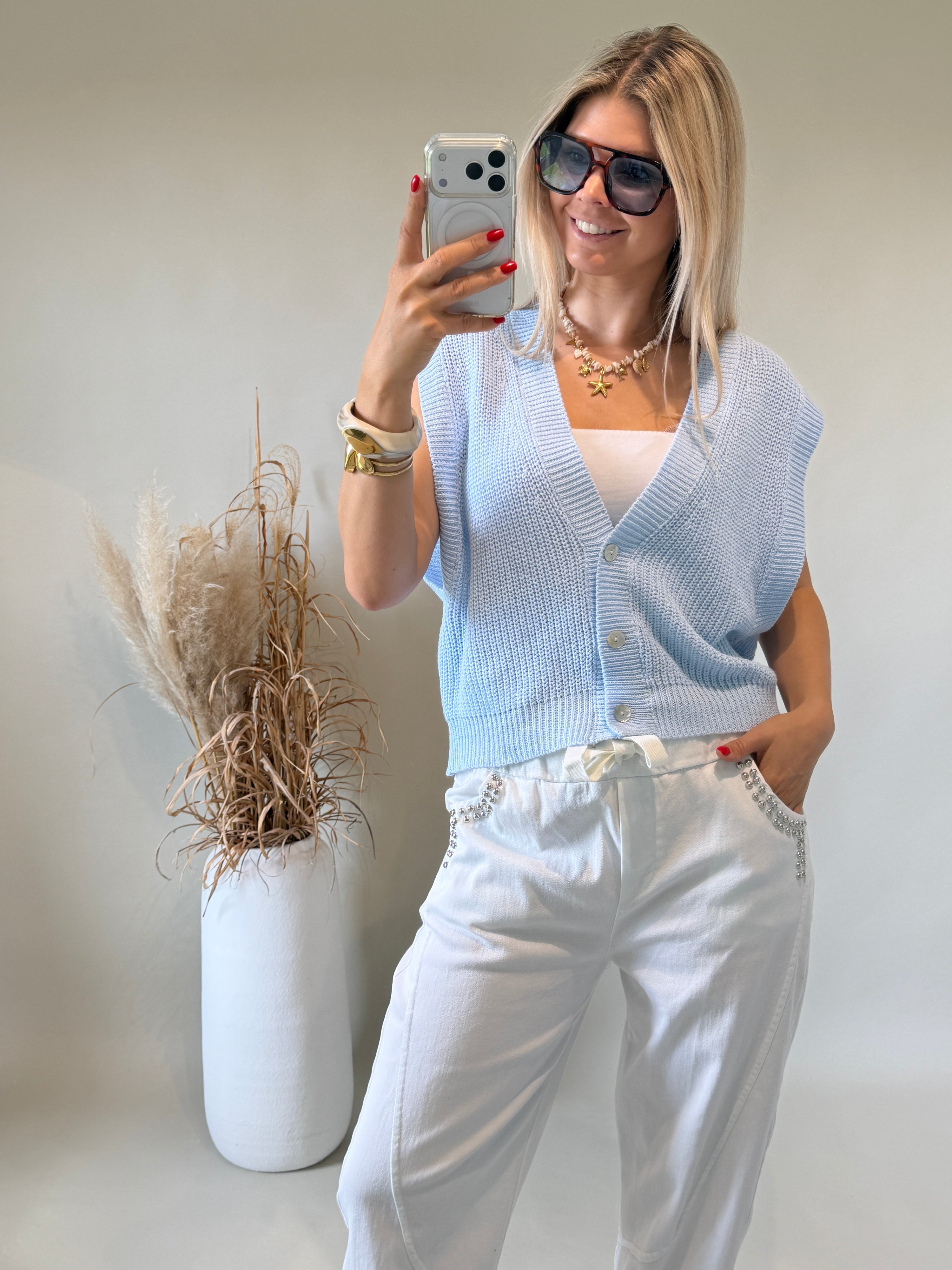 Strickjacke in Hellblau ( Ärmellos )