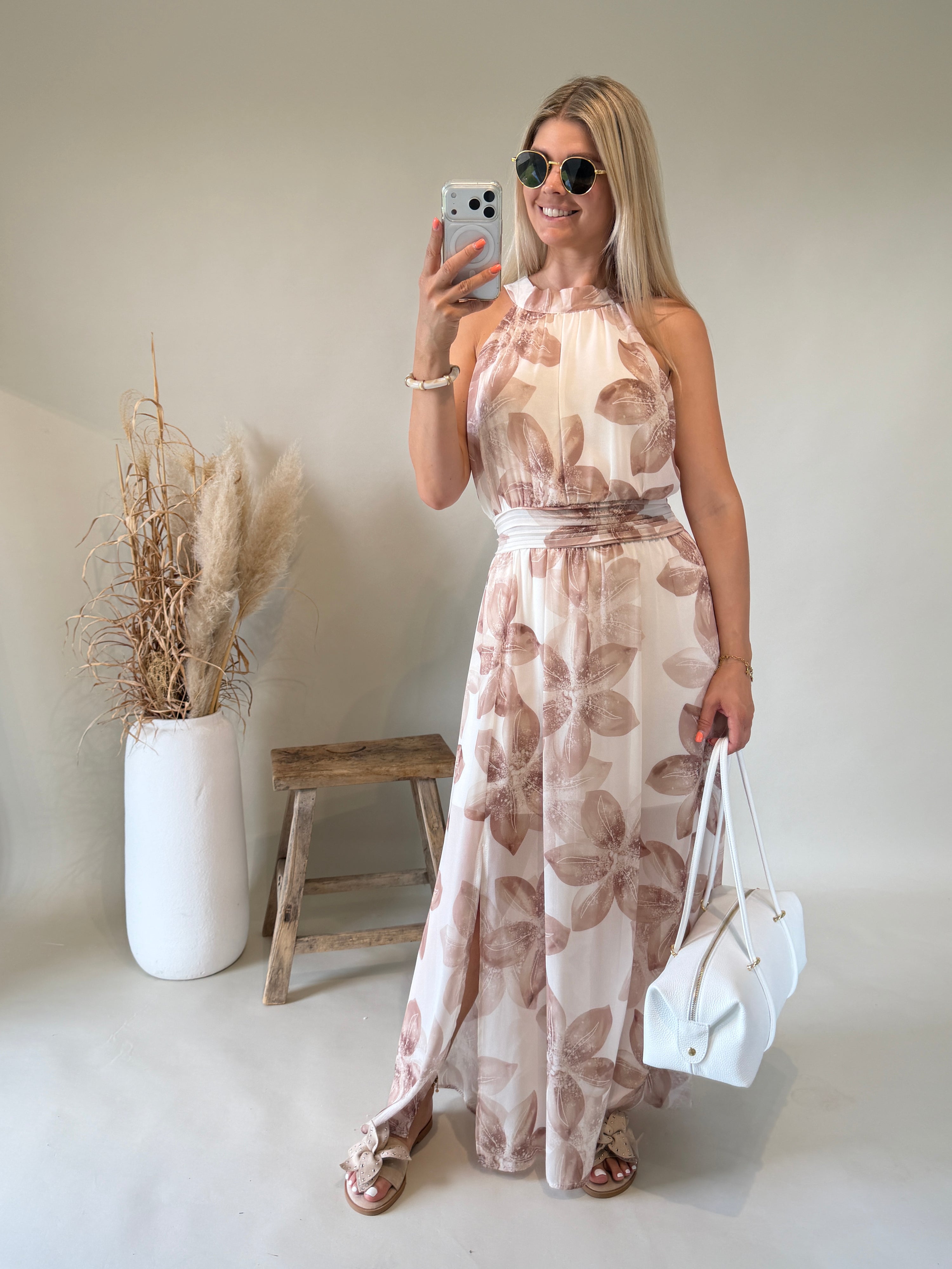Kleid in Wollweiß / Braun ( Neckholder und mit Schlitz )