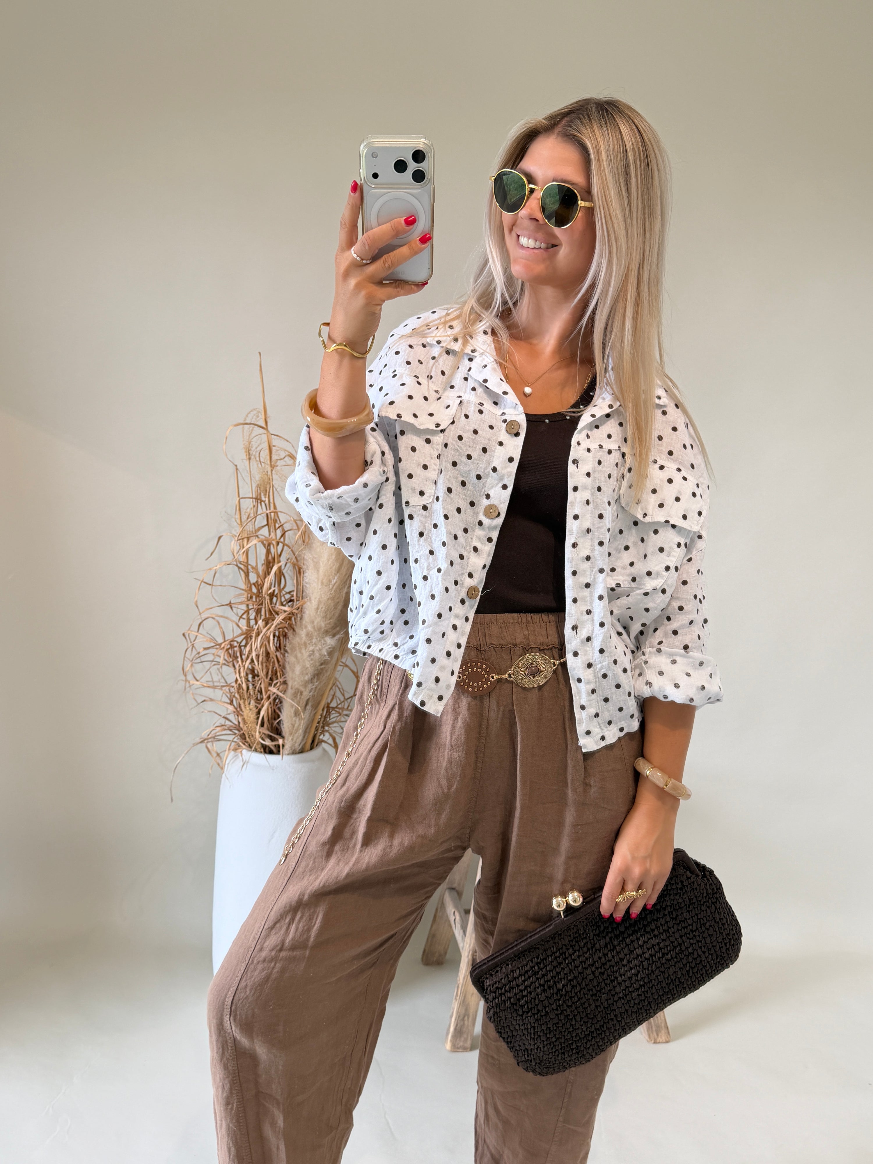 Jacke in Weiß mit Punkten in Schokobraun