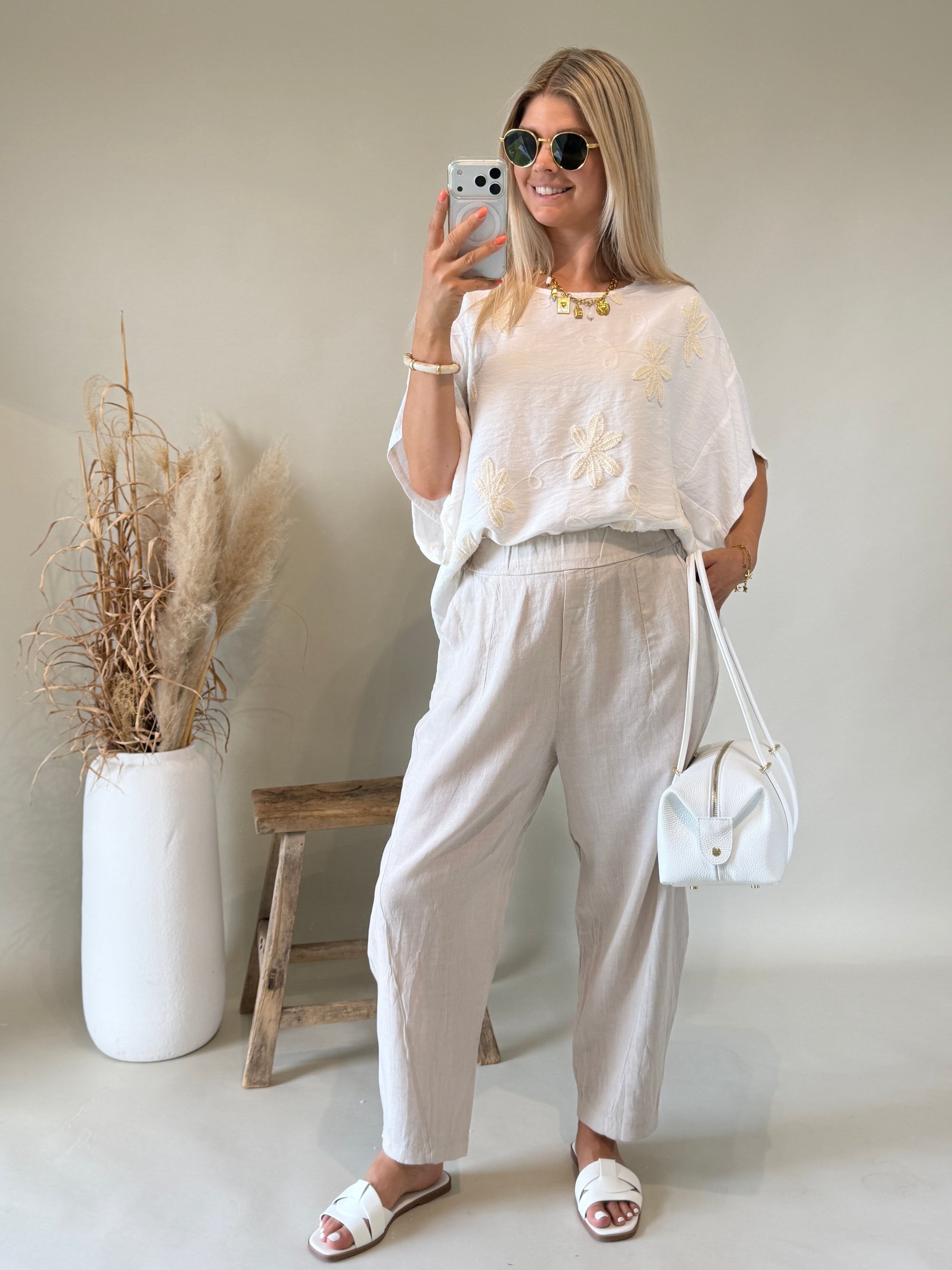 Hose in Beige ( Ballon )