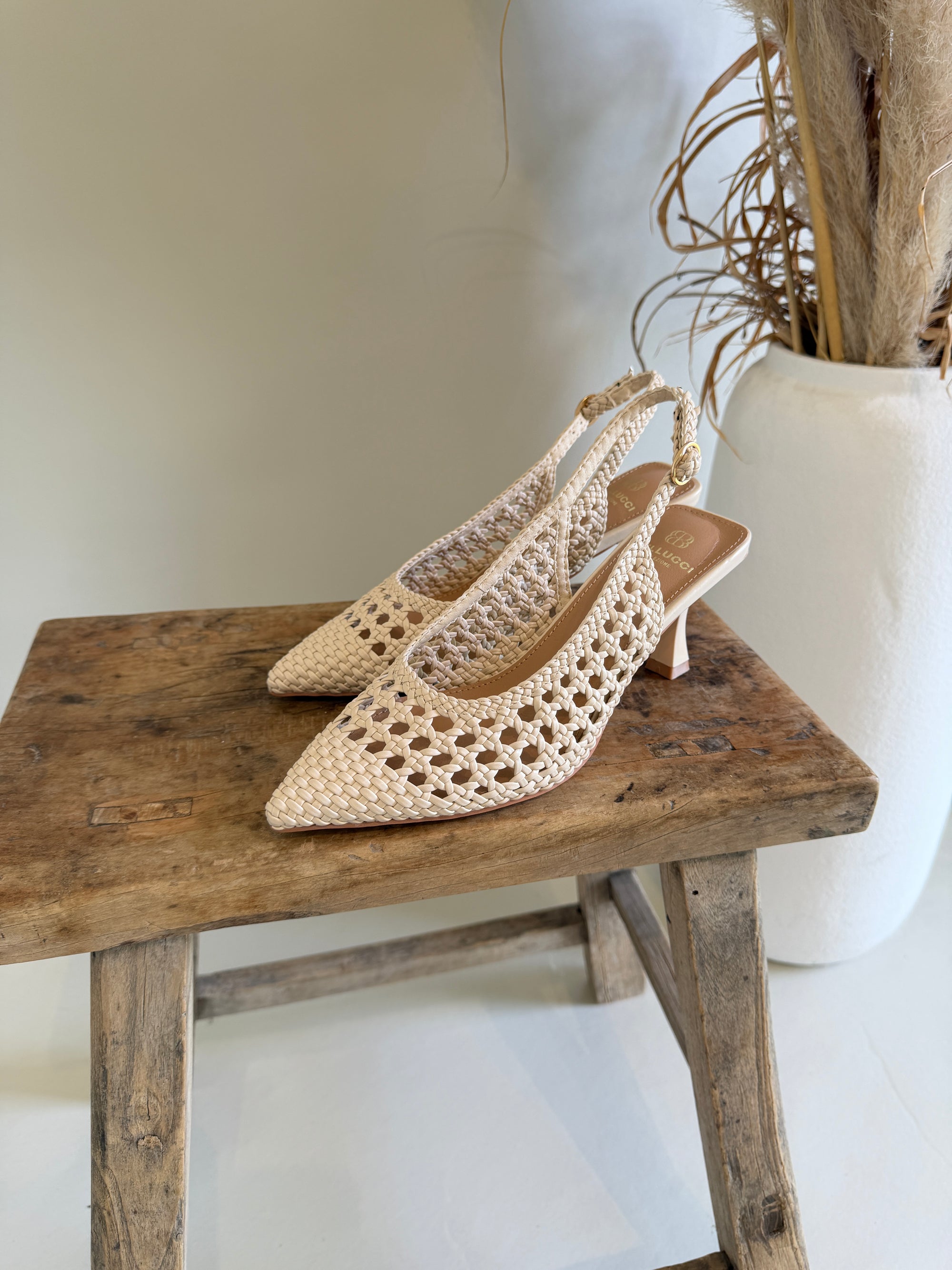 Pumps in Beige