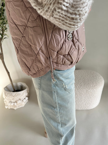 Steppweste in Beige ärmelos mit Kapuze und Perlen vorne