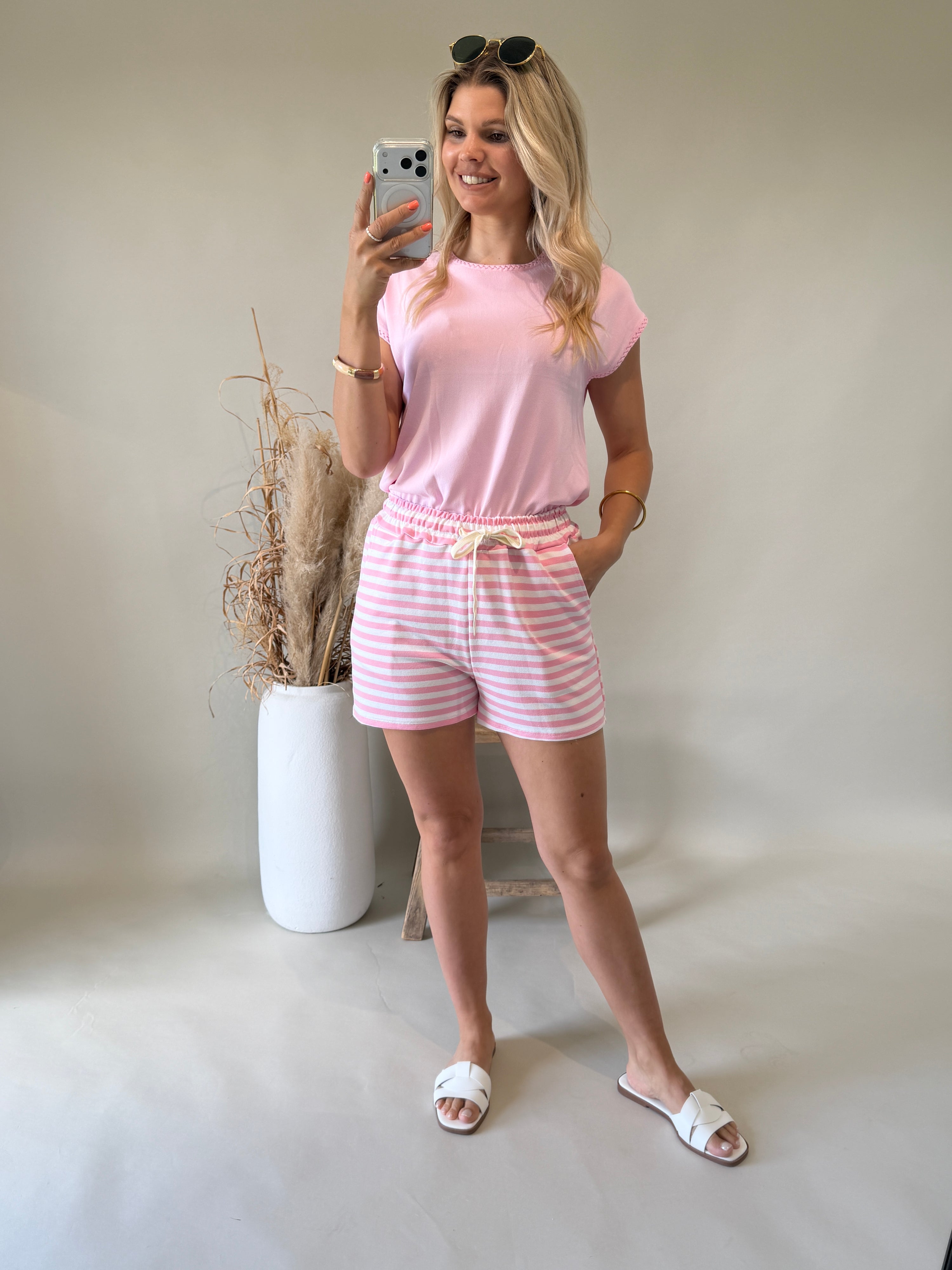 Hose kurz  in Rosa / Weiß gestreift