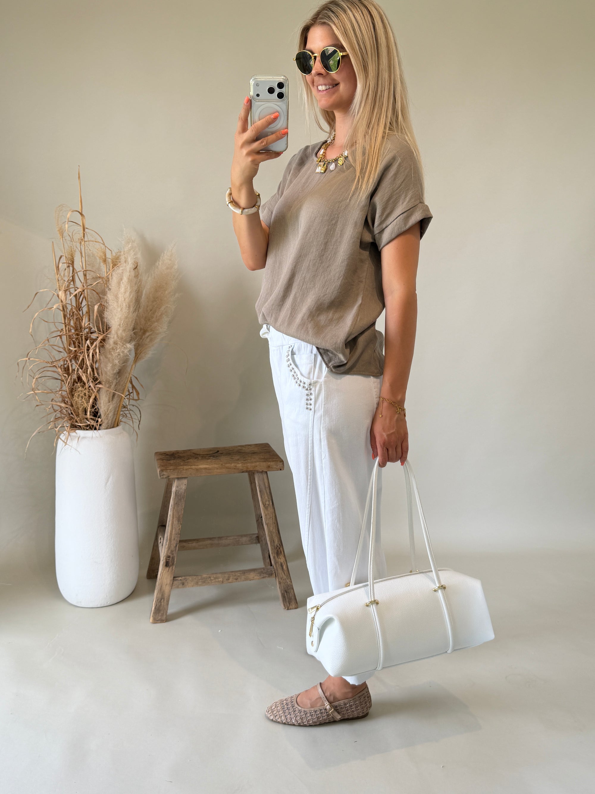 Bluse in Taupe ( Mit Schleife hinten am Rücken )