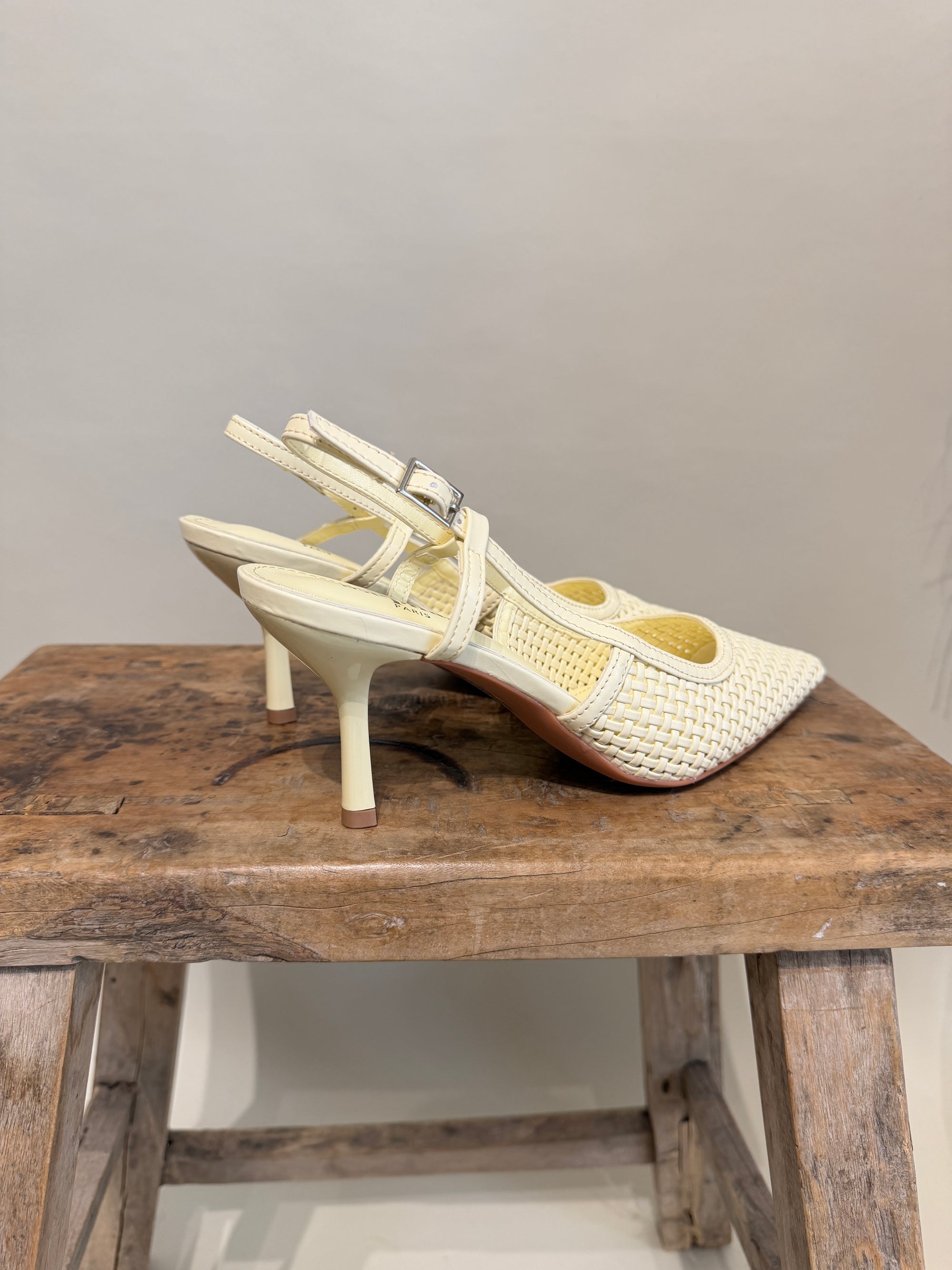 Pumps in Gelb