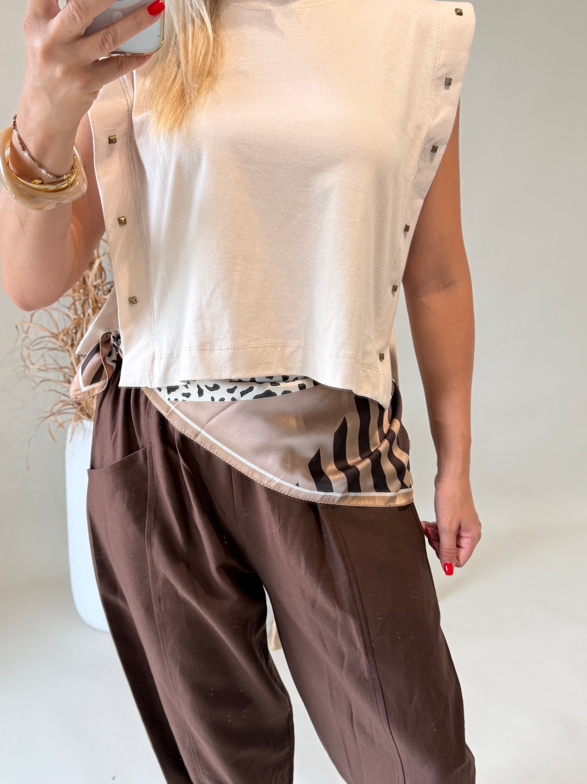 Tuch in Braun / Beige / Schwarz mit Leomuster