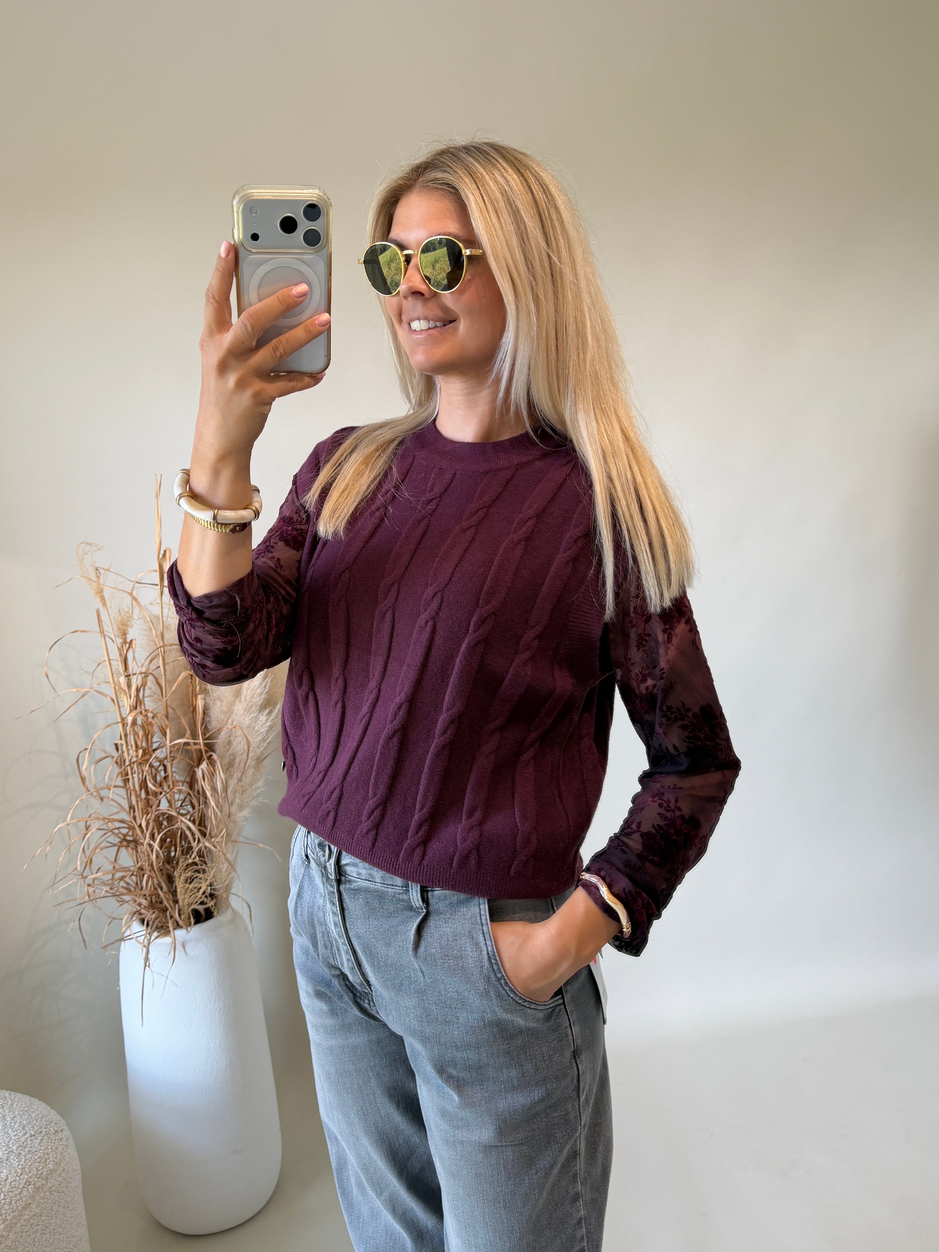 Pullunder in Burgundy mit Zopfmuster