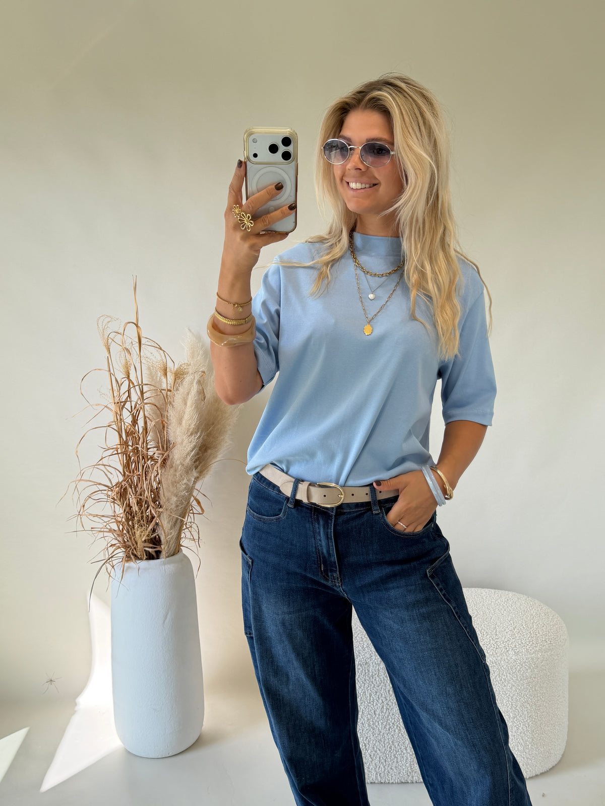 T - Shirt in Hellblau mit Stehkragen