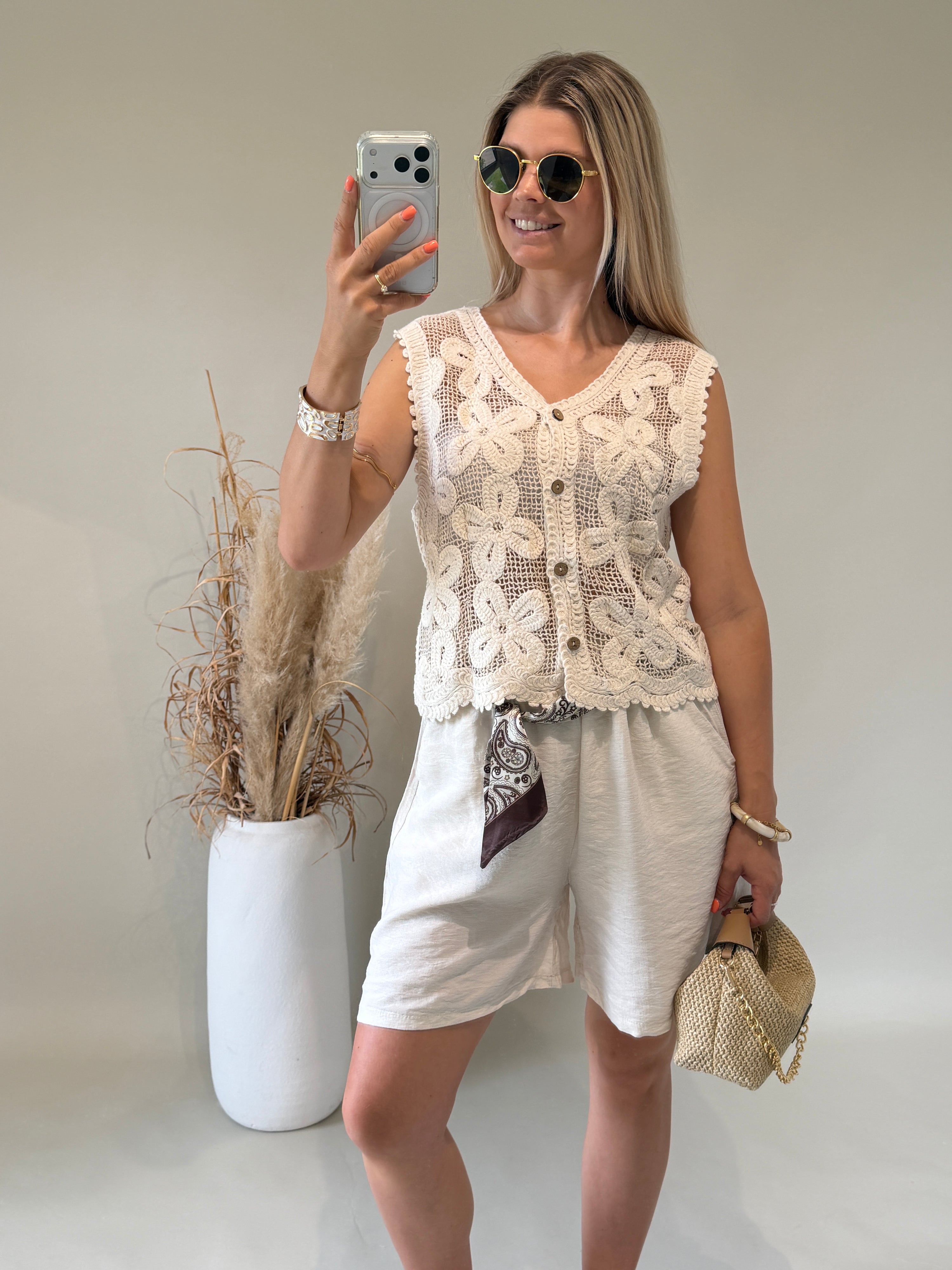 Jacke in Beige aus Bohospitze ( Blumenmuster / Ärmellos )
