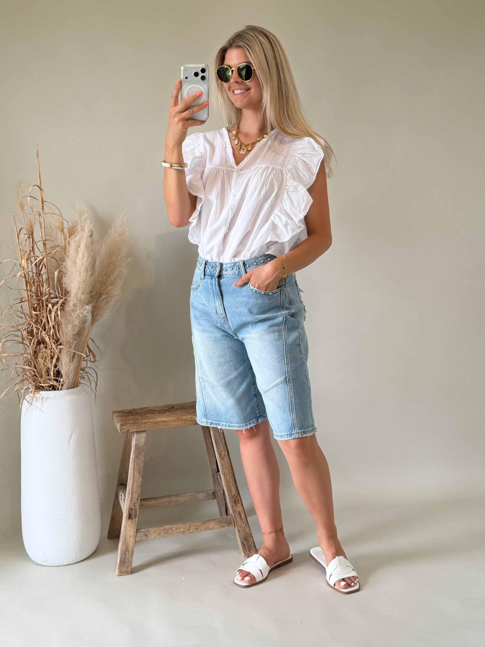 Bluse in Weiß mit Rüschen