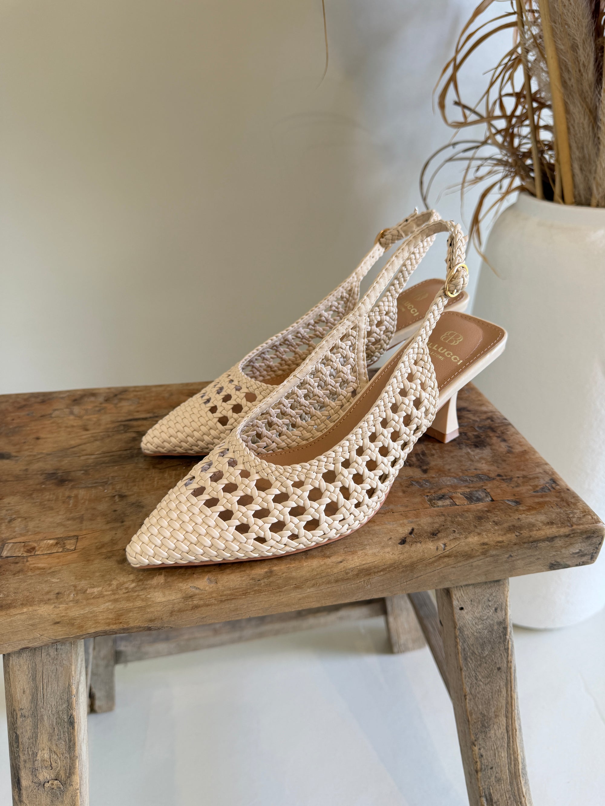 Pumps in Beige